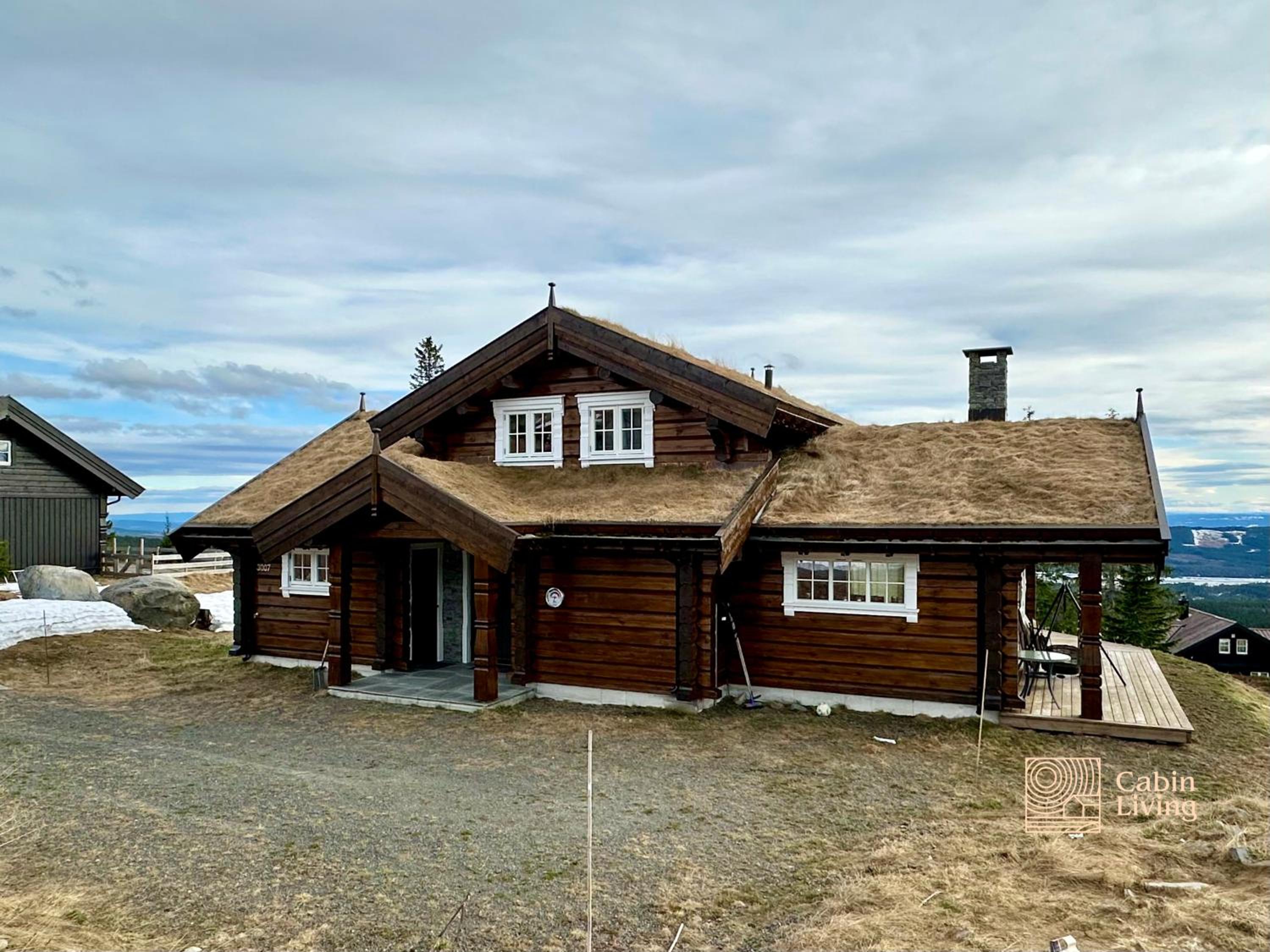 New log cabin with sauna, waxing shed & bench at Sjusjøen