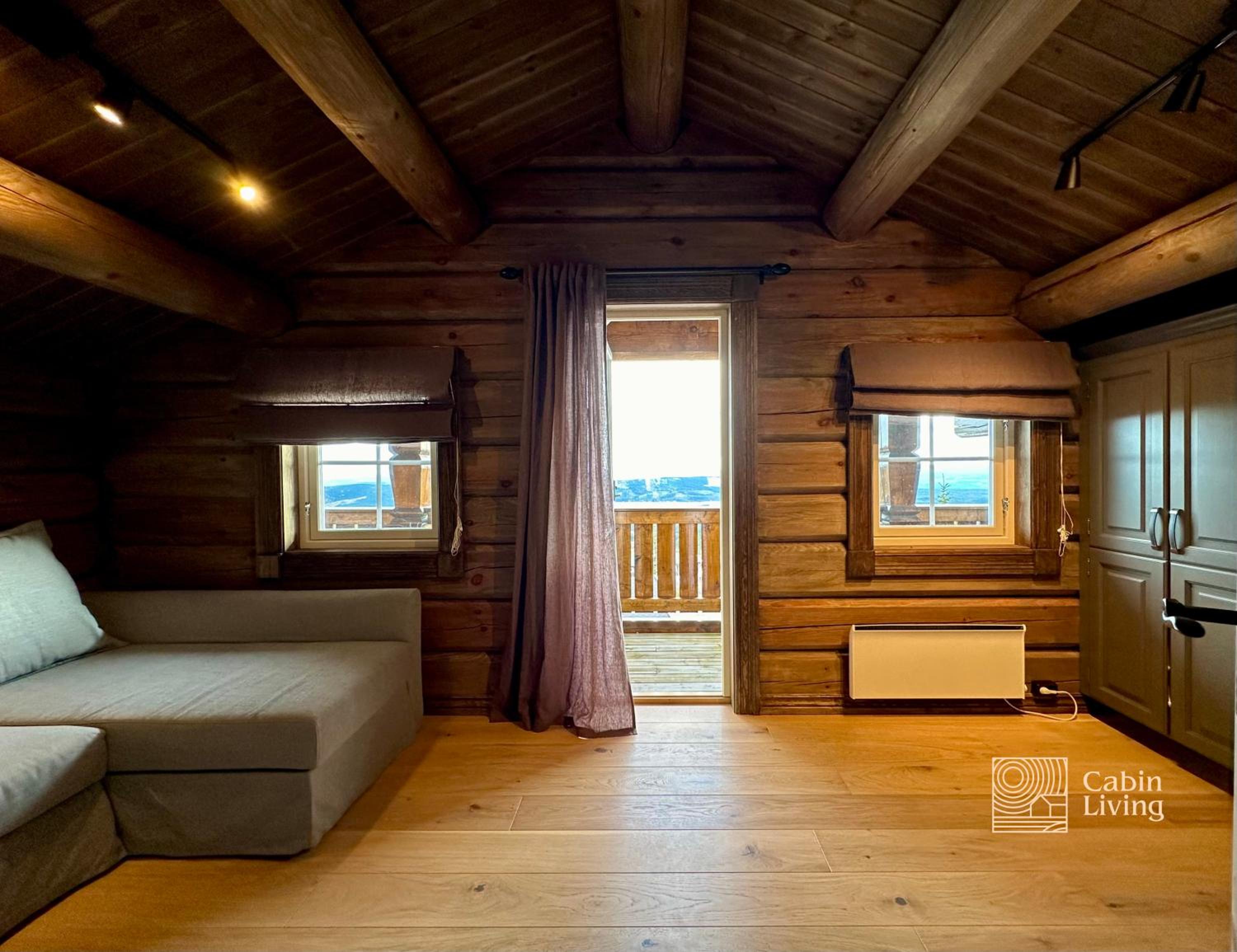 New log cabin with sauna, waxing shed & bench at Sjusjøen
