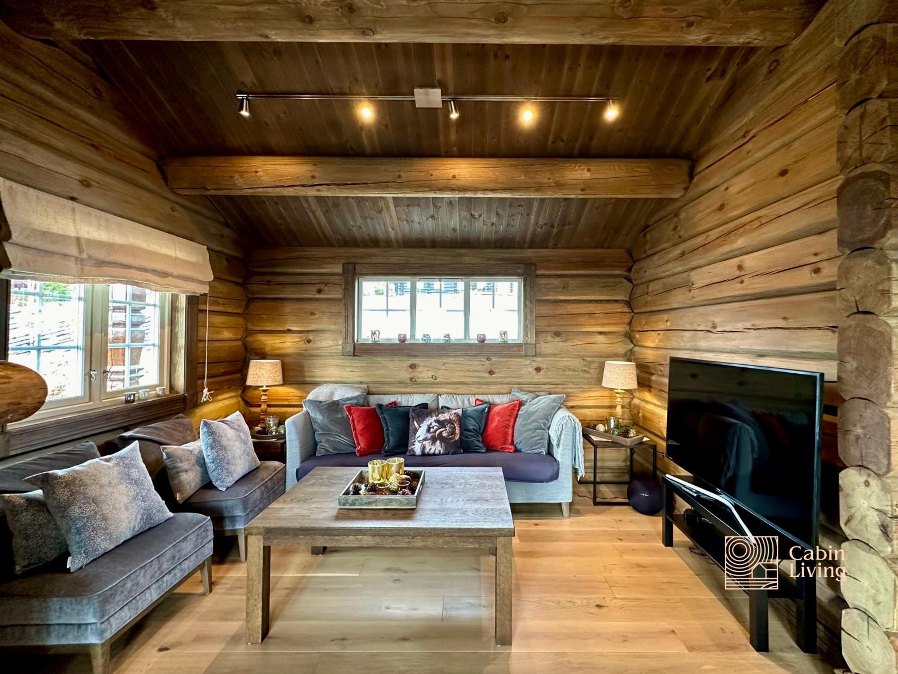 New log cabin with sauna, waxing shed & bench at Sjusjøen