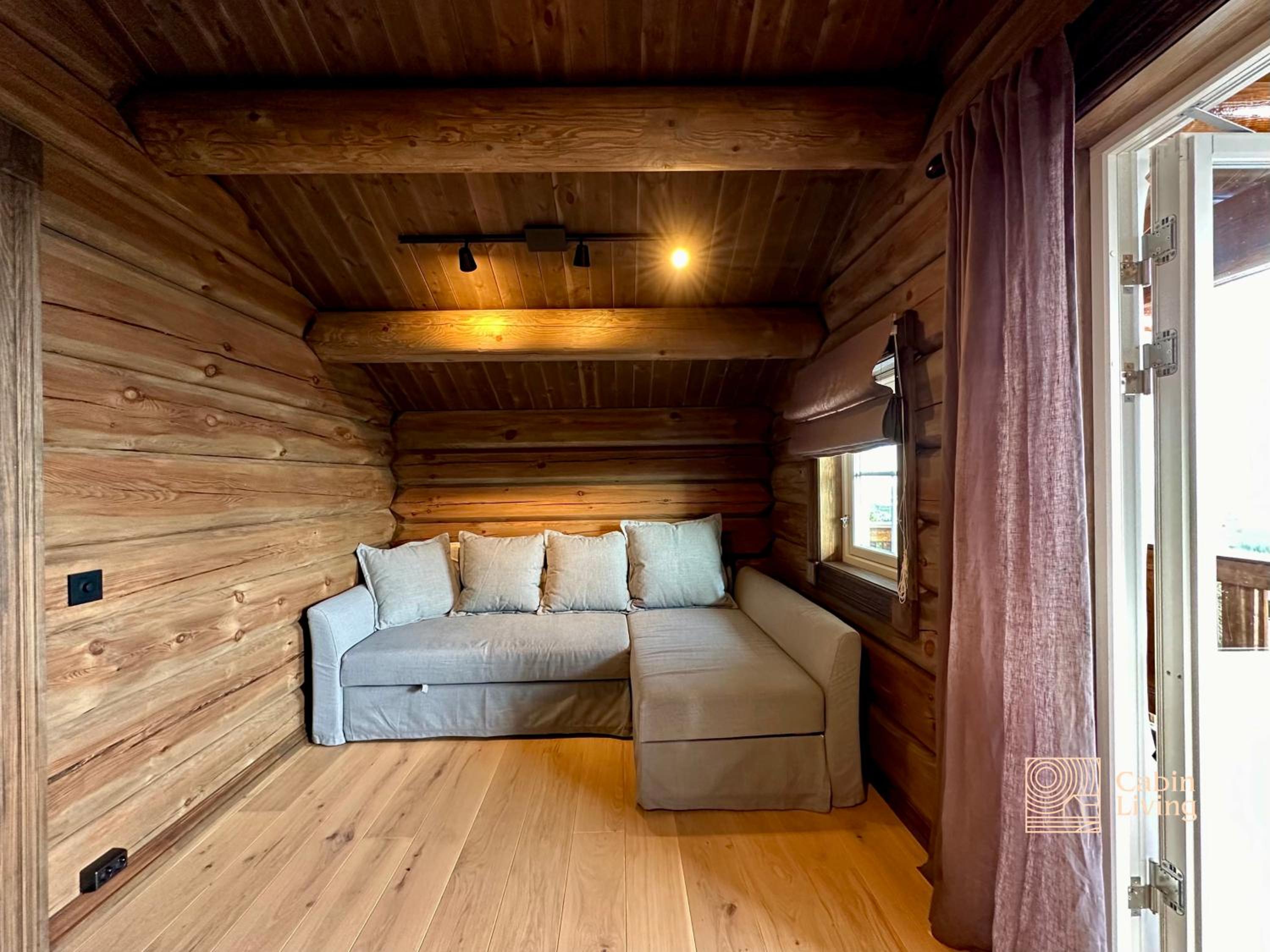 New log cabin with sauna, waxing shed & bench at Sjusjøen