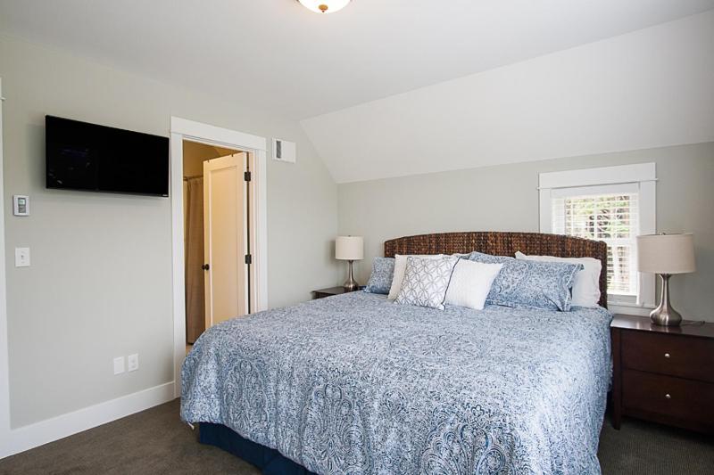 Coast Is Clear by Seabrook Hospitality view 3