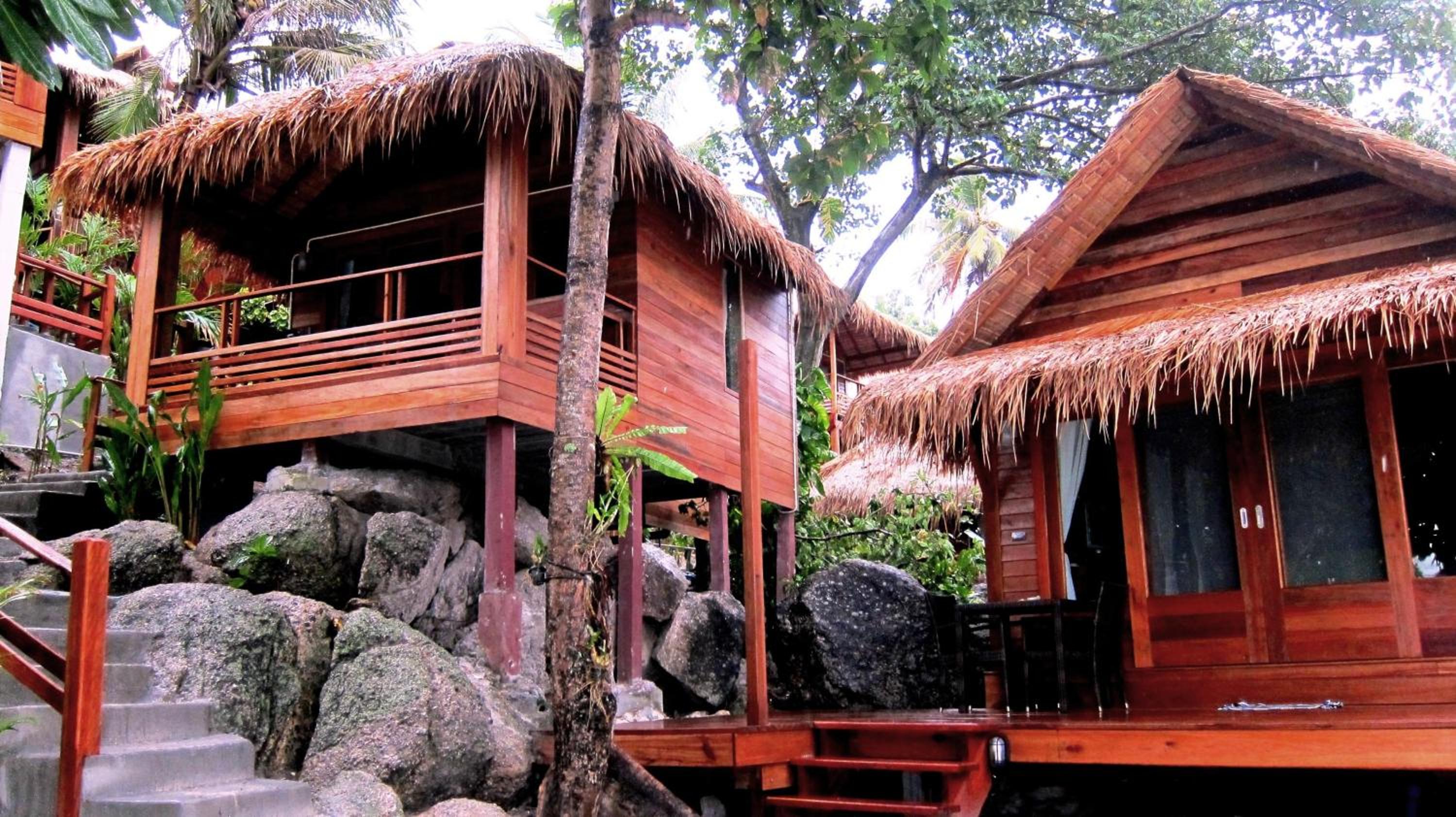 Ten Moons Lipe Resort