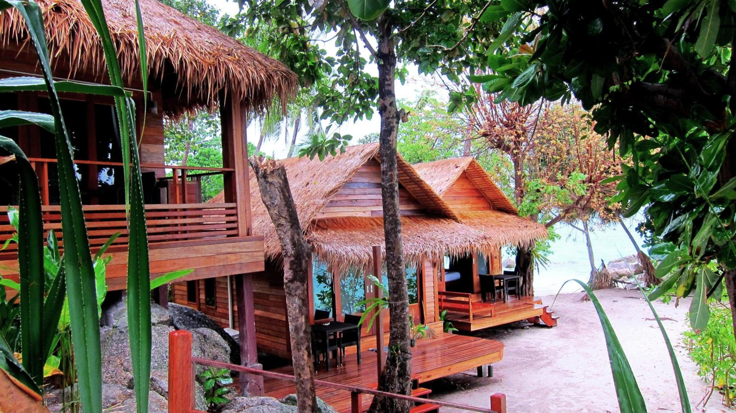 Ten Moons Lipe Resort