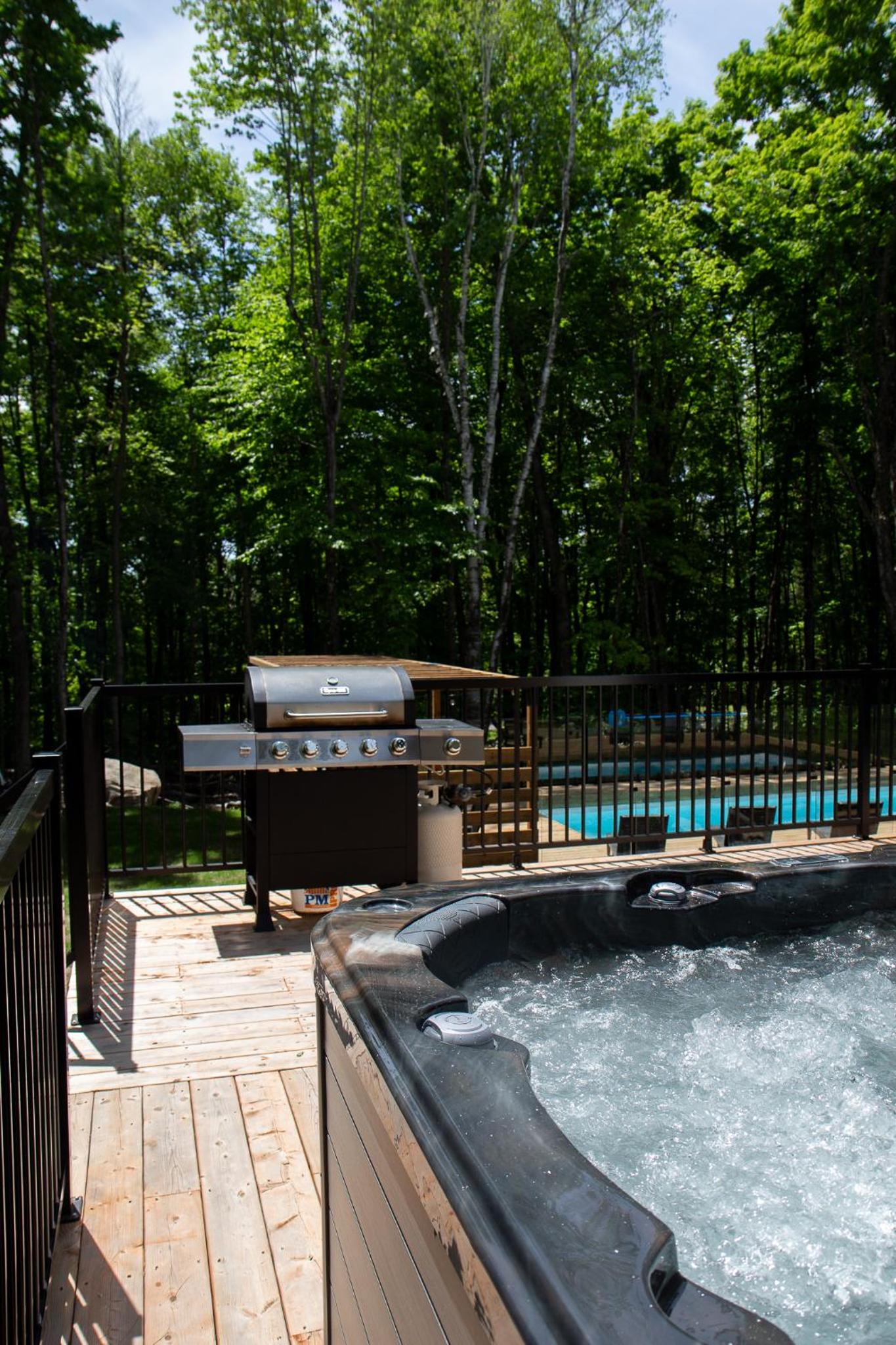 Le Singapour - Cottage Resort - Brownsburg-Chatham