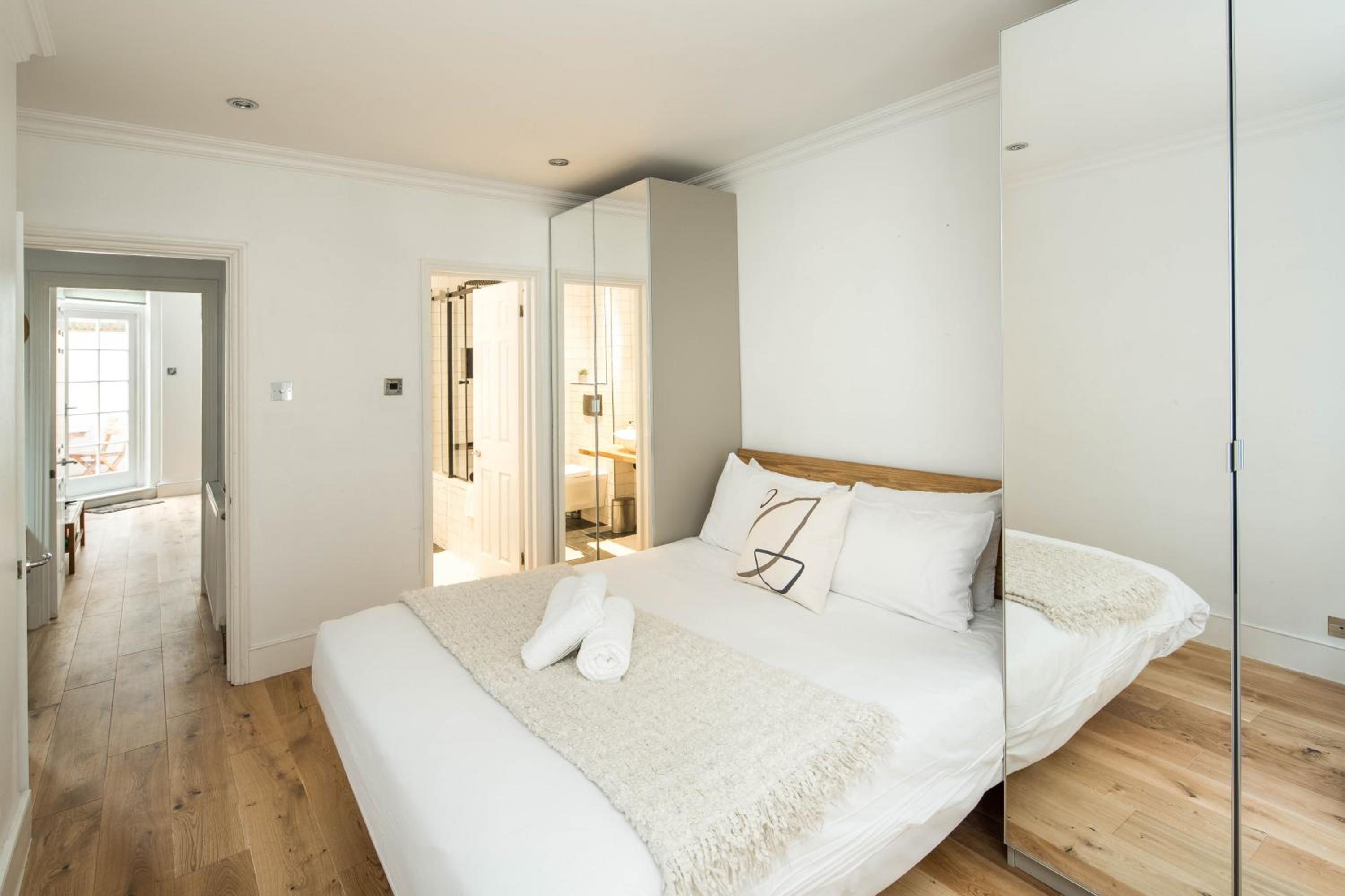 Delightful 2B/2B Prime Central London apartment