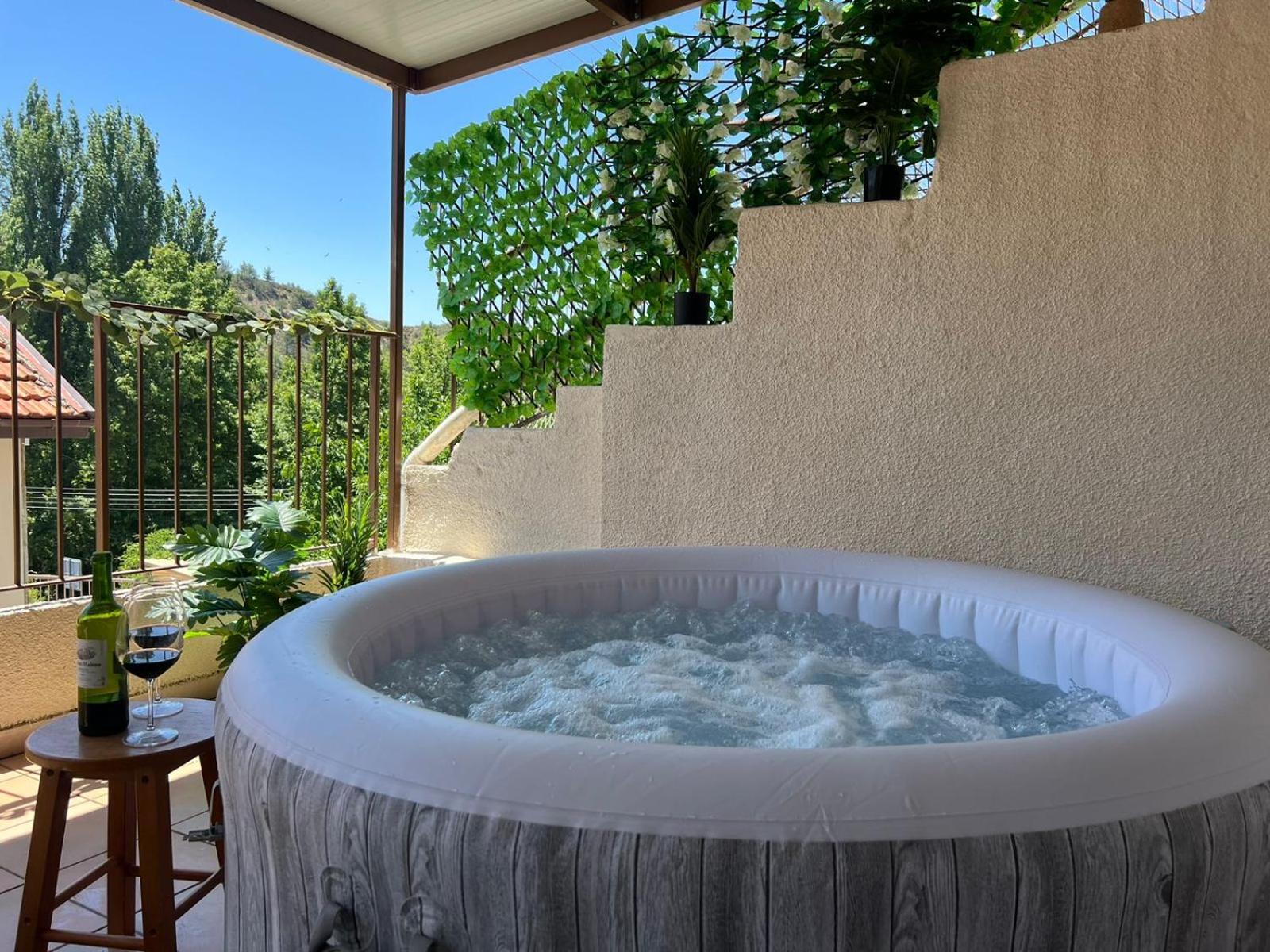 Hotel Hillside Home in Platres - Image 1