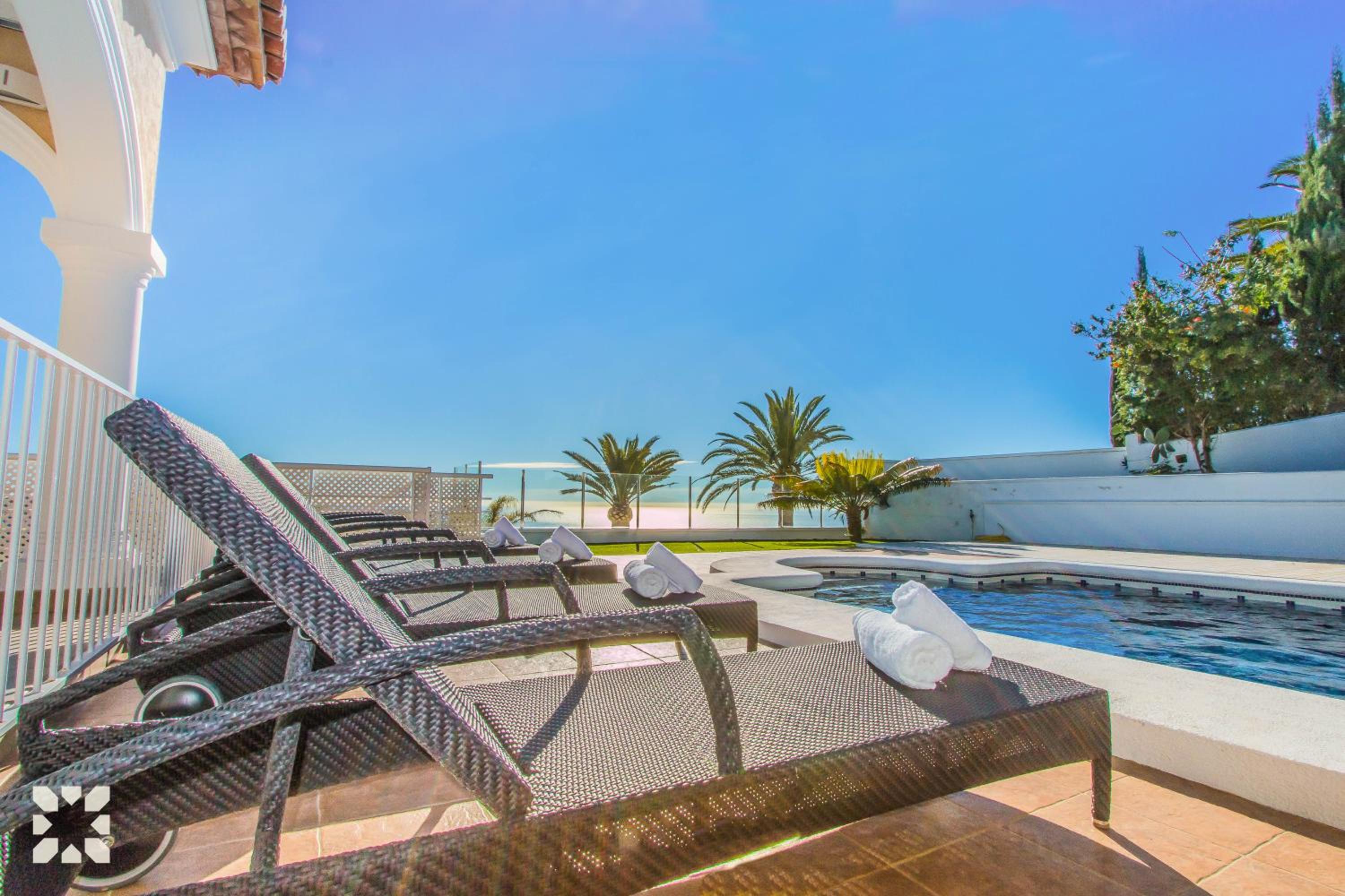 Villa Lou by Abahana Villas view 4