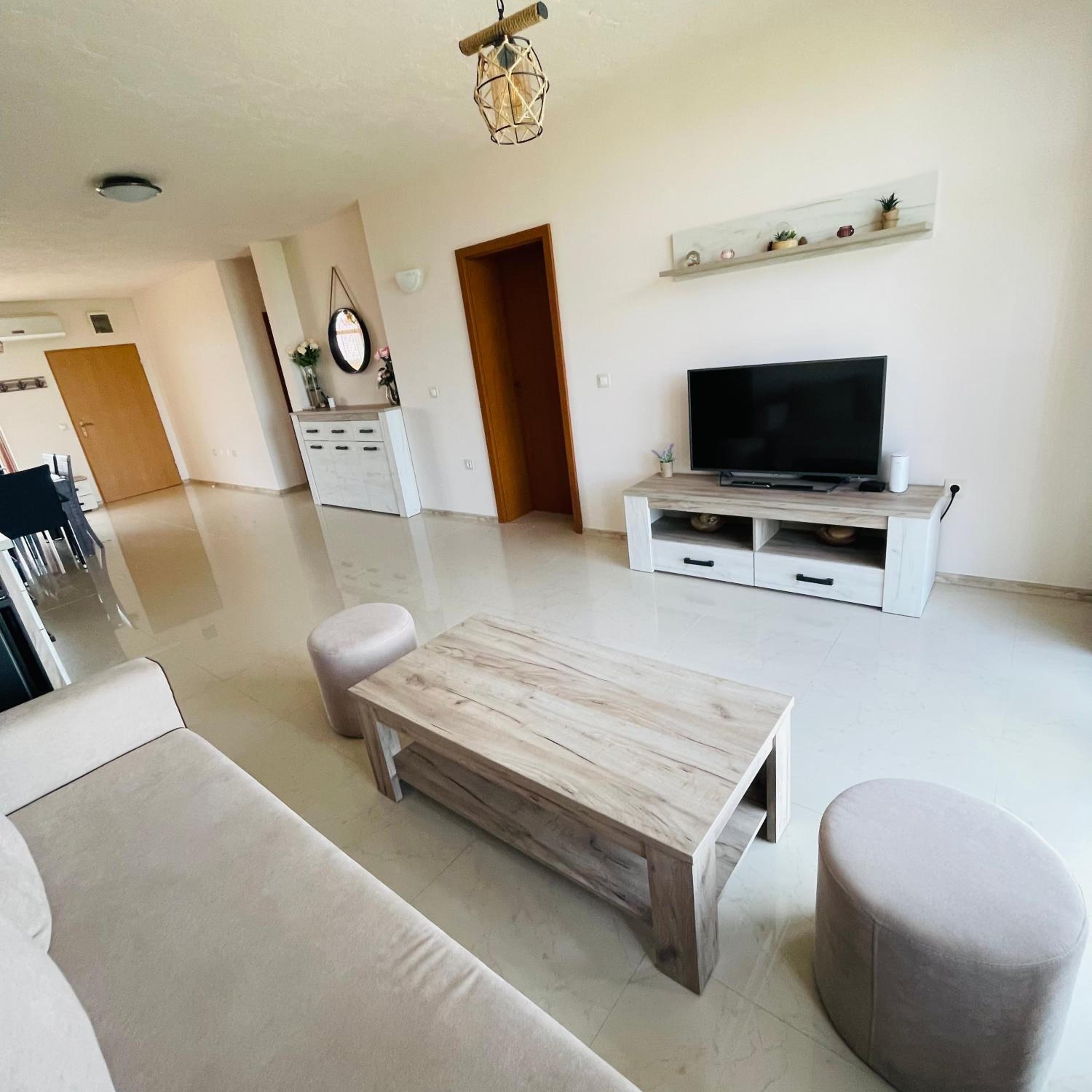 Private Apartment with Sea View
