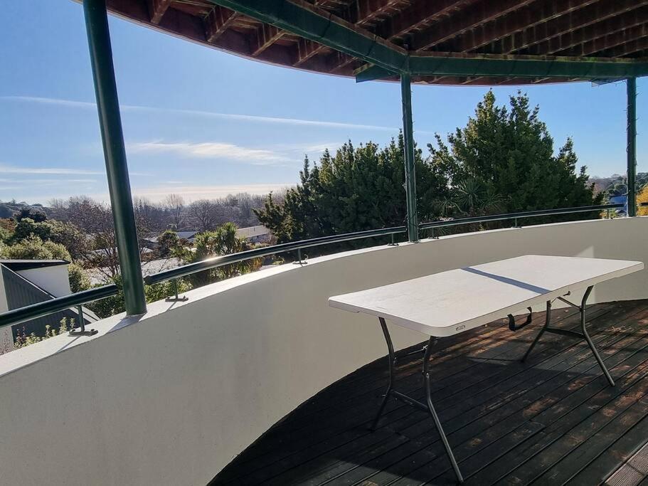 4BRM Family house in Cashmere -sleeps 7 view 5