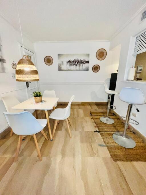 Spectacular Condominium between the city and the sea