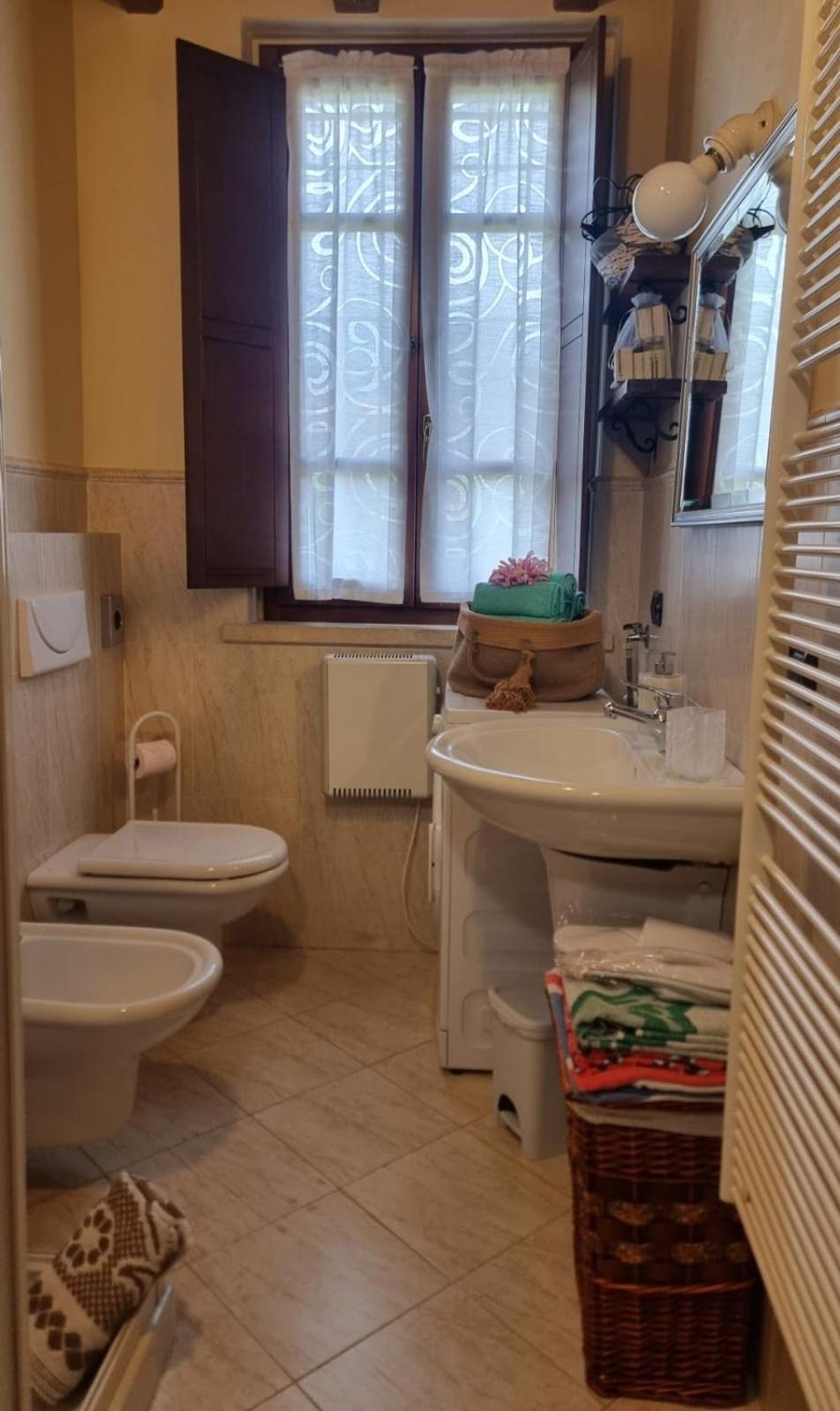 Photo 34