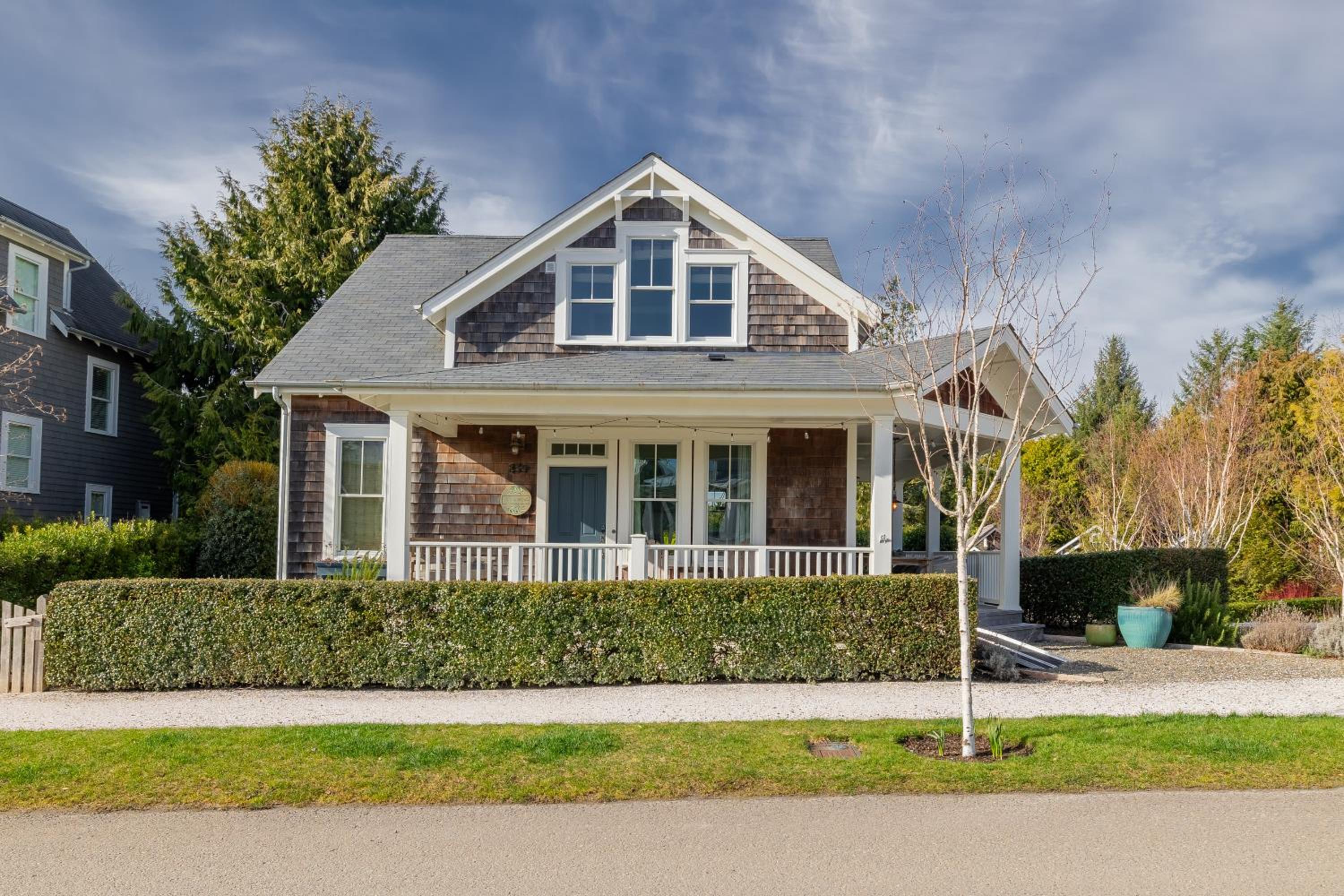 A House By The Sea by Seabrook Hospitality view 2
