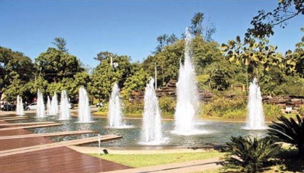 Apartamento no centro da cidade - Próximo ao Thermas de São Pedro- 3 suítes