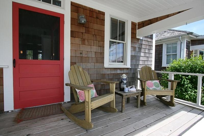 Aloha Cottage at Seabrook Hospitality view 5