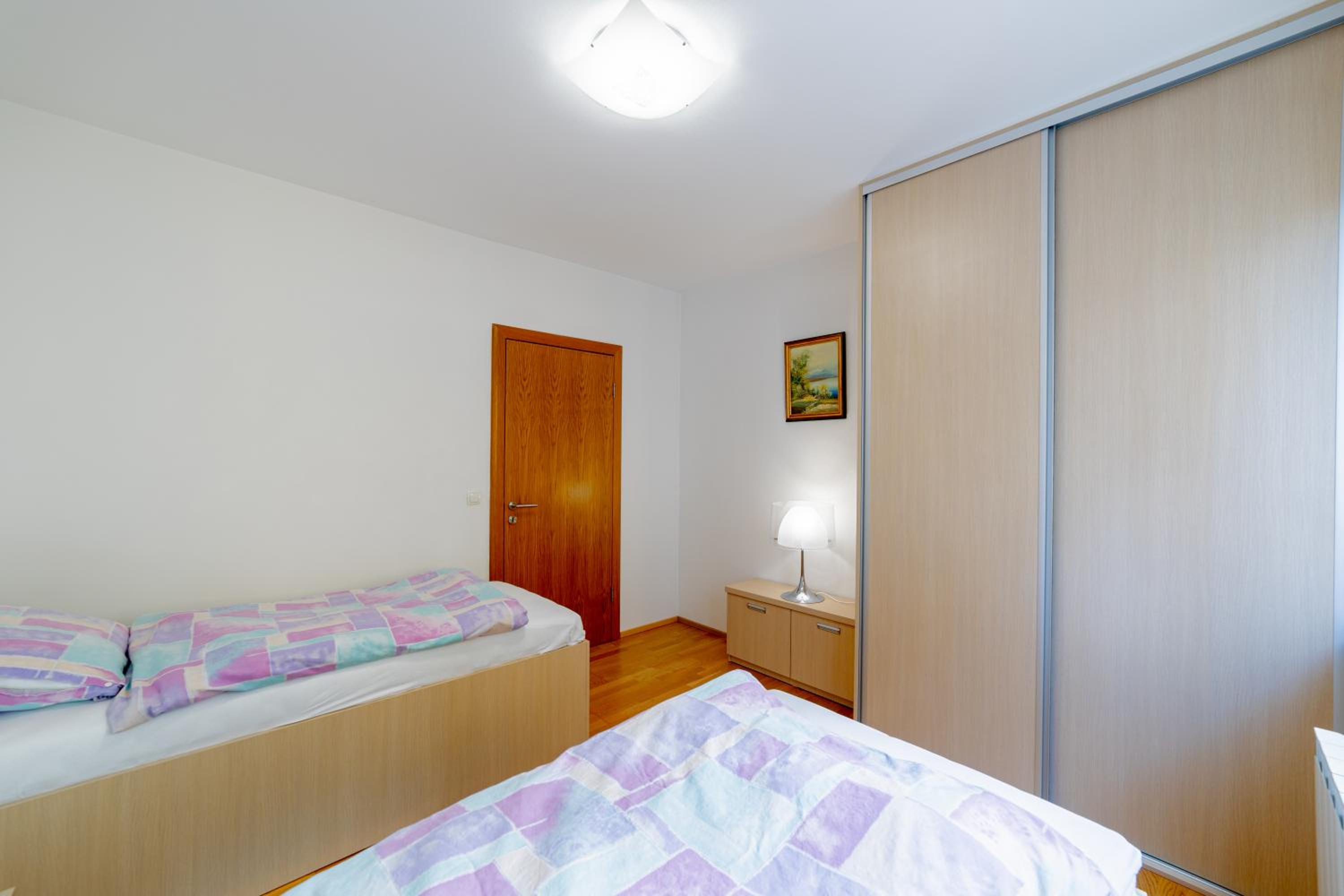 Skenderpasina Skyline 2-bedroom apartment with balcony