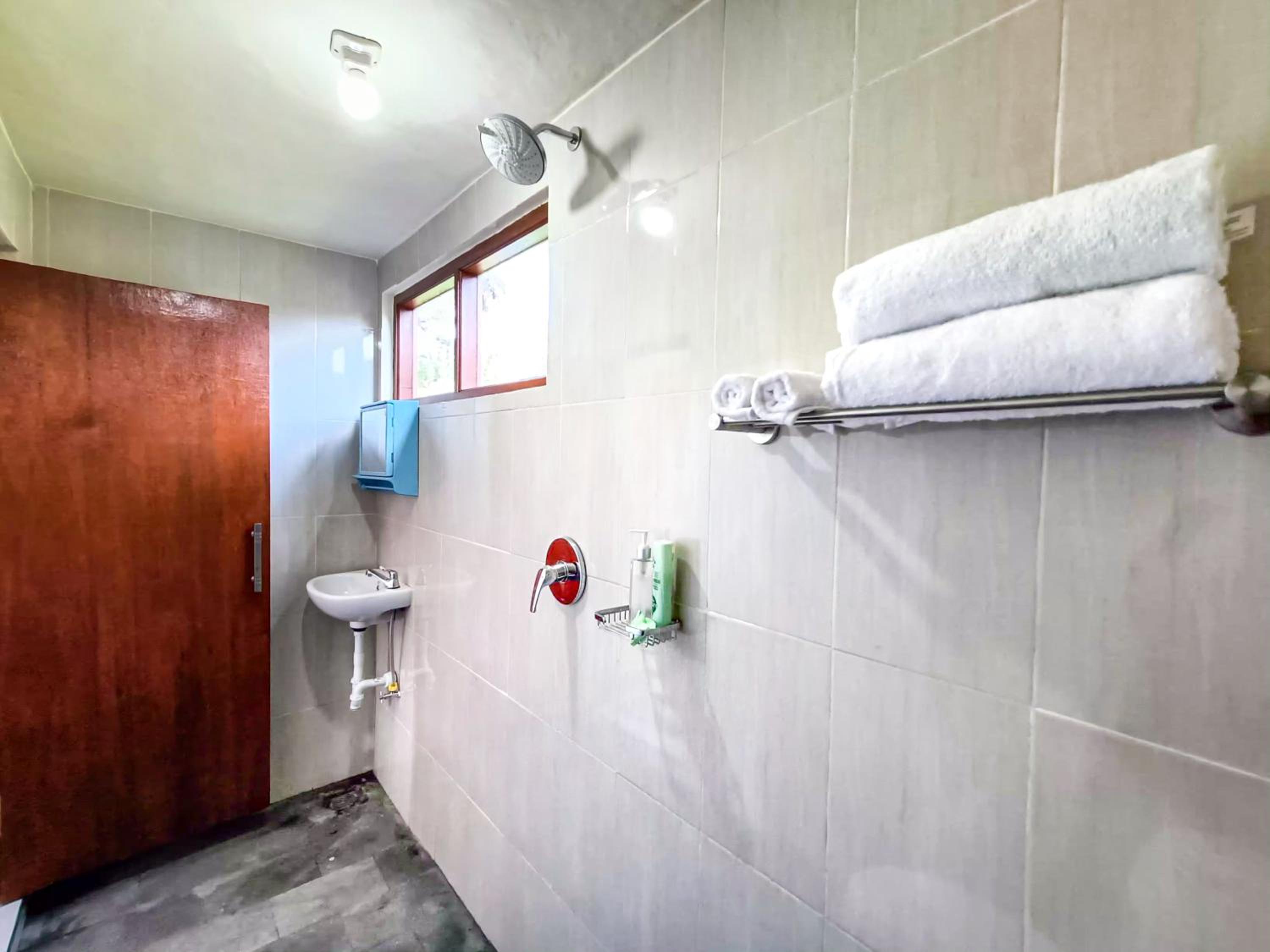 Wisuda Guest House by Aligna Hospitality view 5