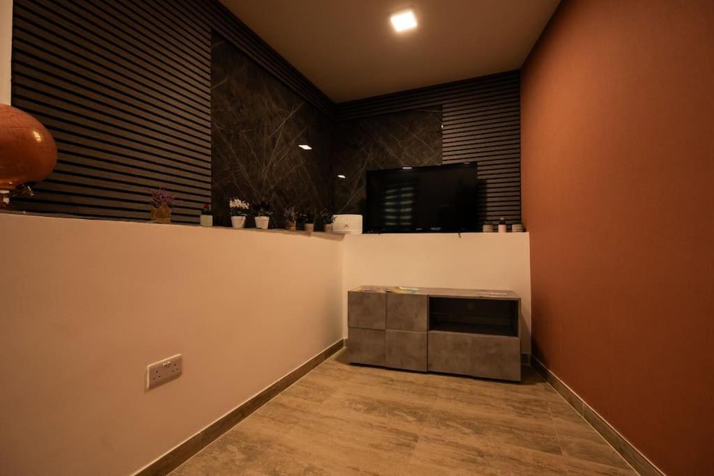 Duplex Modern House , Centrally located