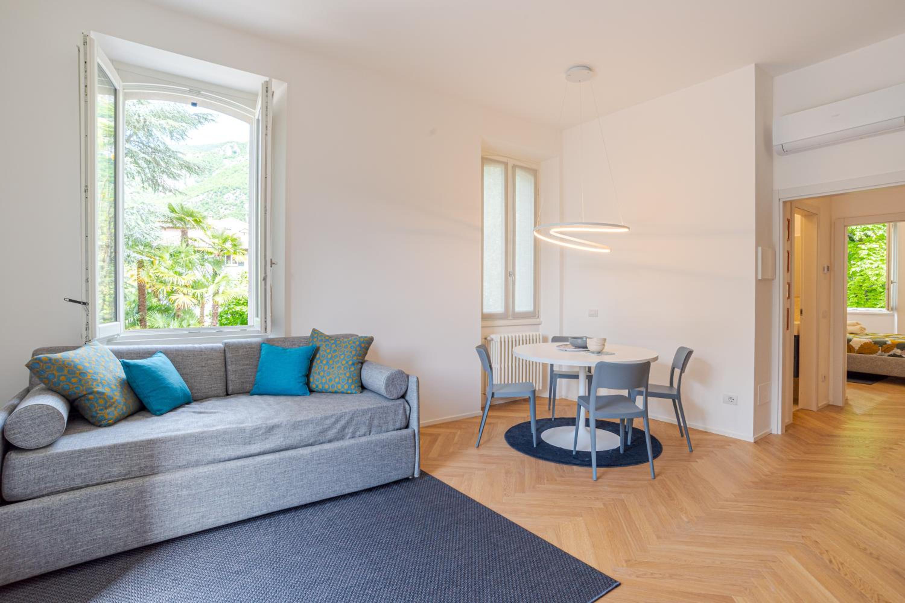 GuestHost - Lakeview Apt with Pool, Garden & Parking view 3