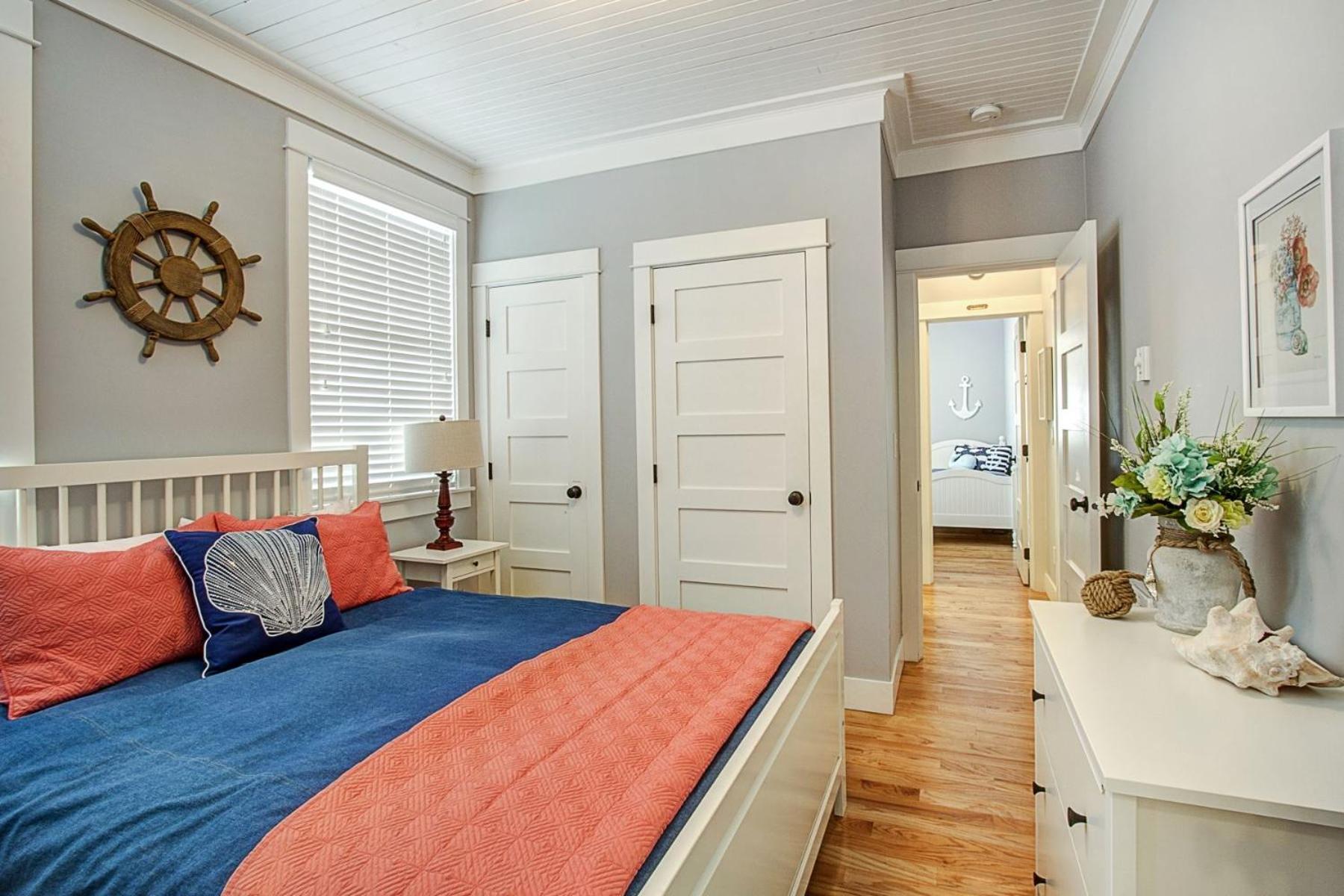 Captain Morgans by Seabrook Hospitality