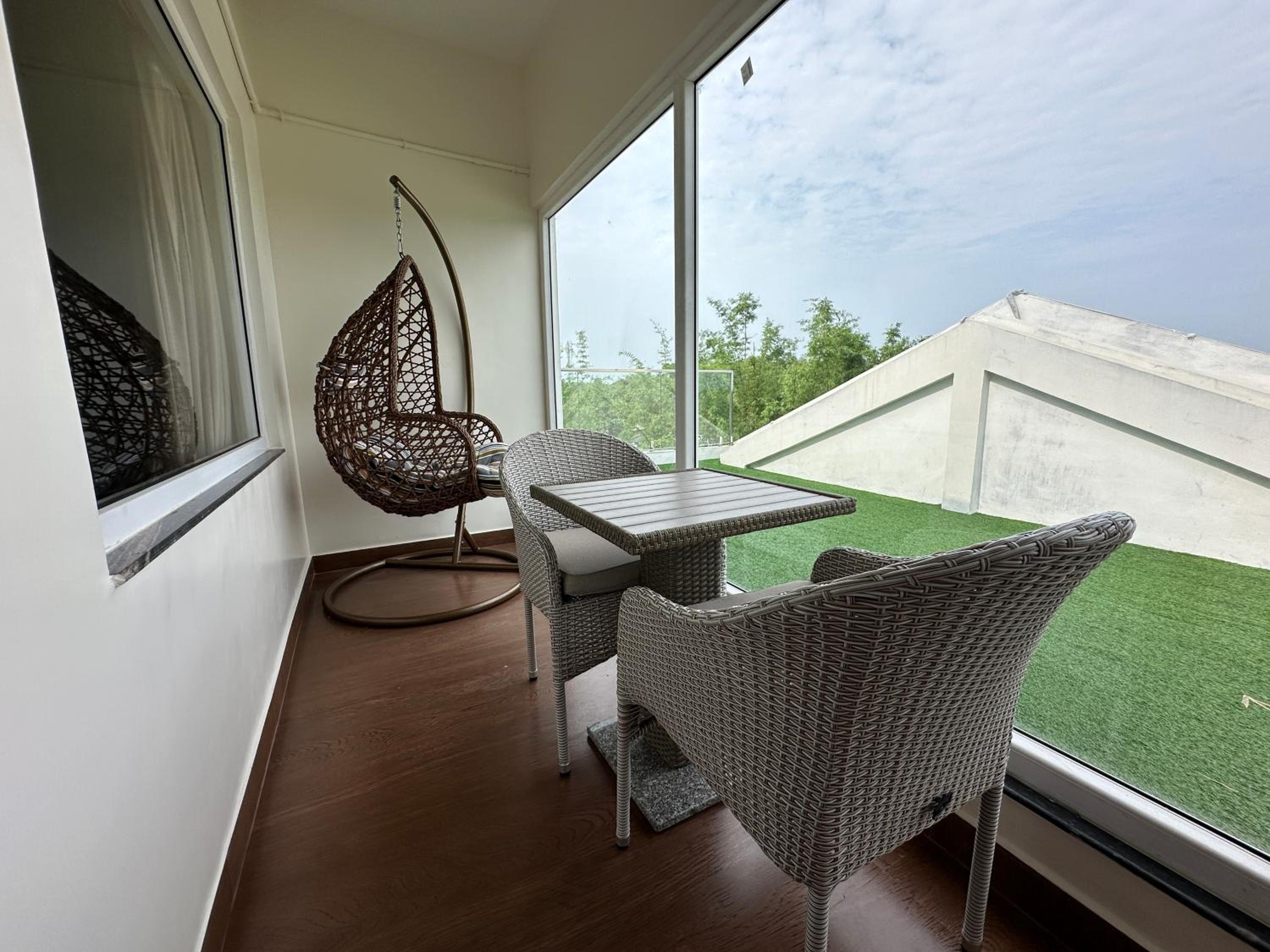 Opulence Resort
