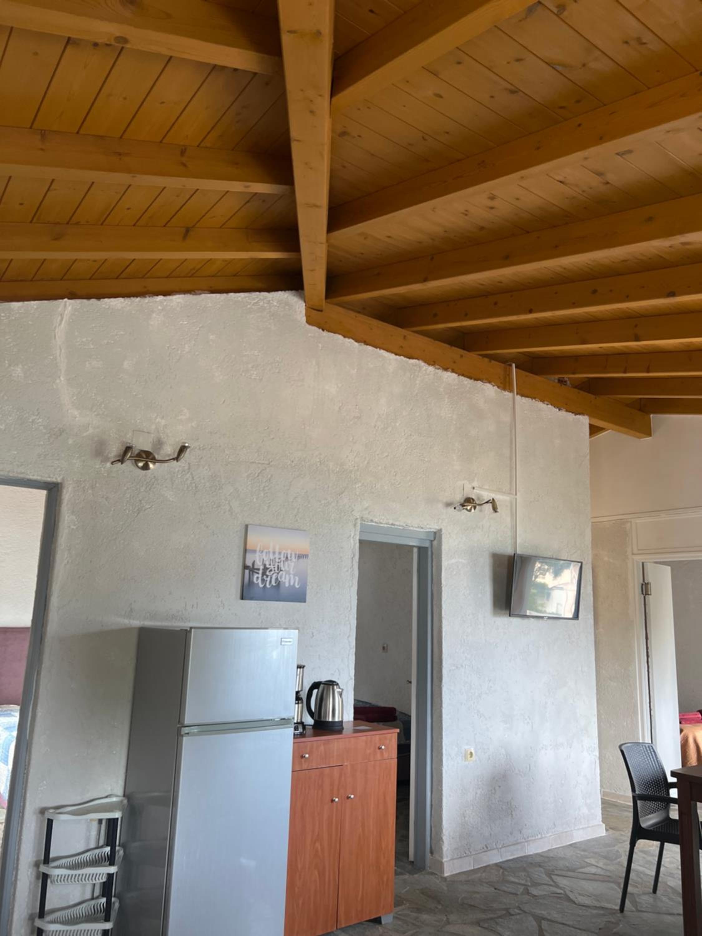 Hamre Apartments (Nicholas) view 3