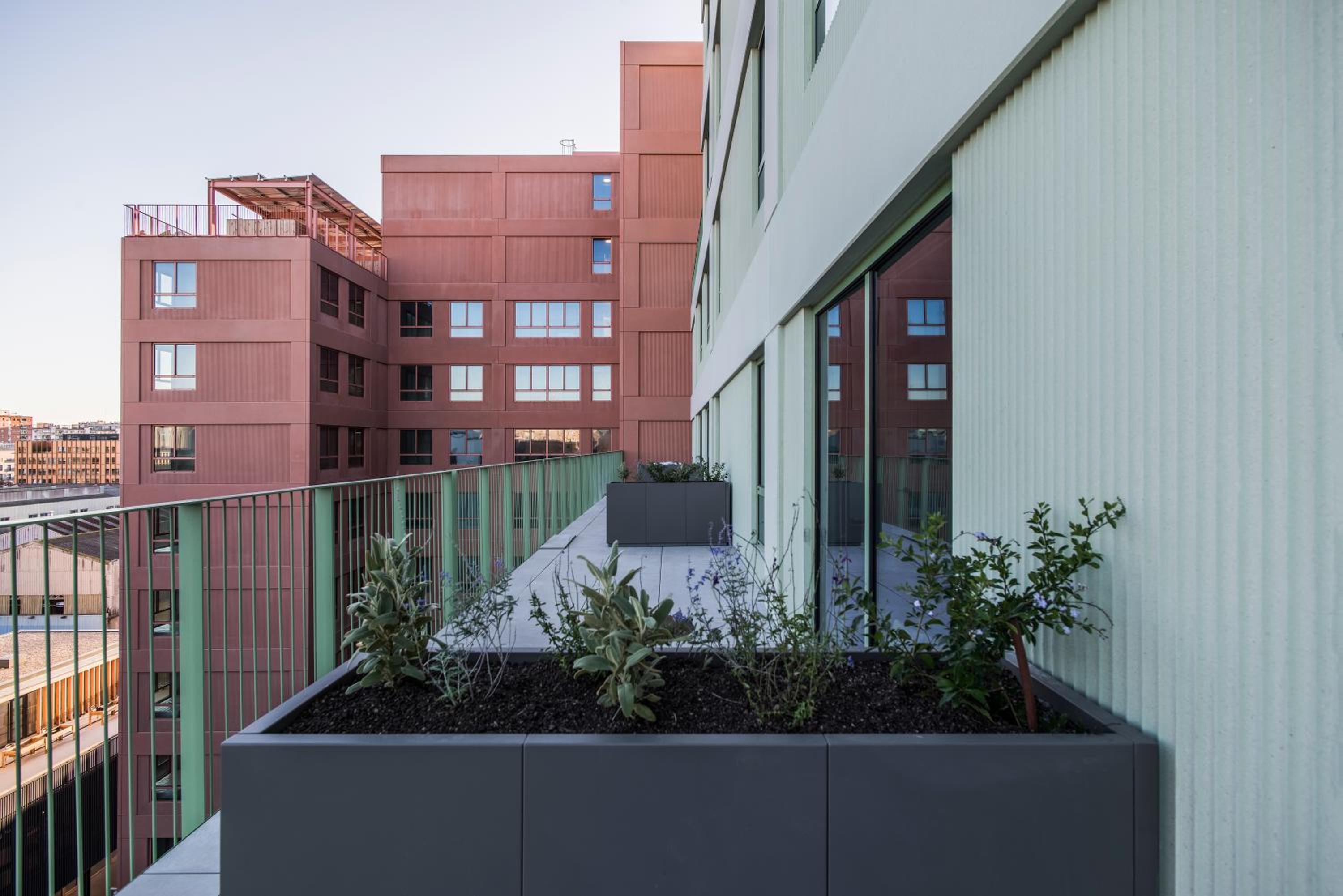 aparto Cristóbal de Moura Hall of residence - ONLY FOR STUDENTS IN BARCELONA