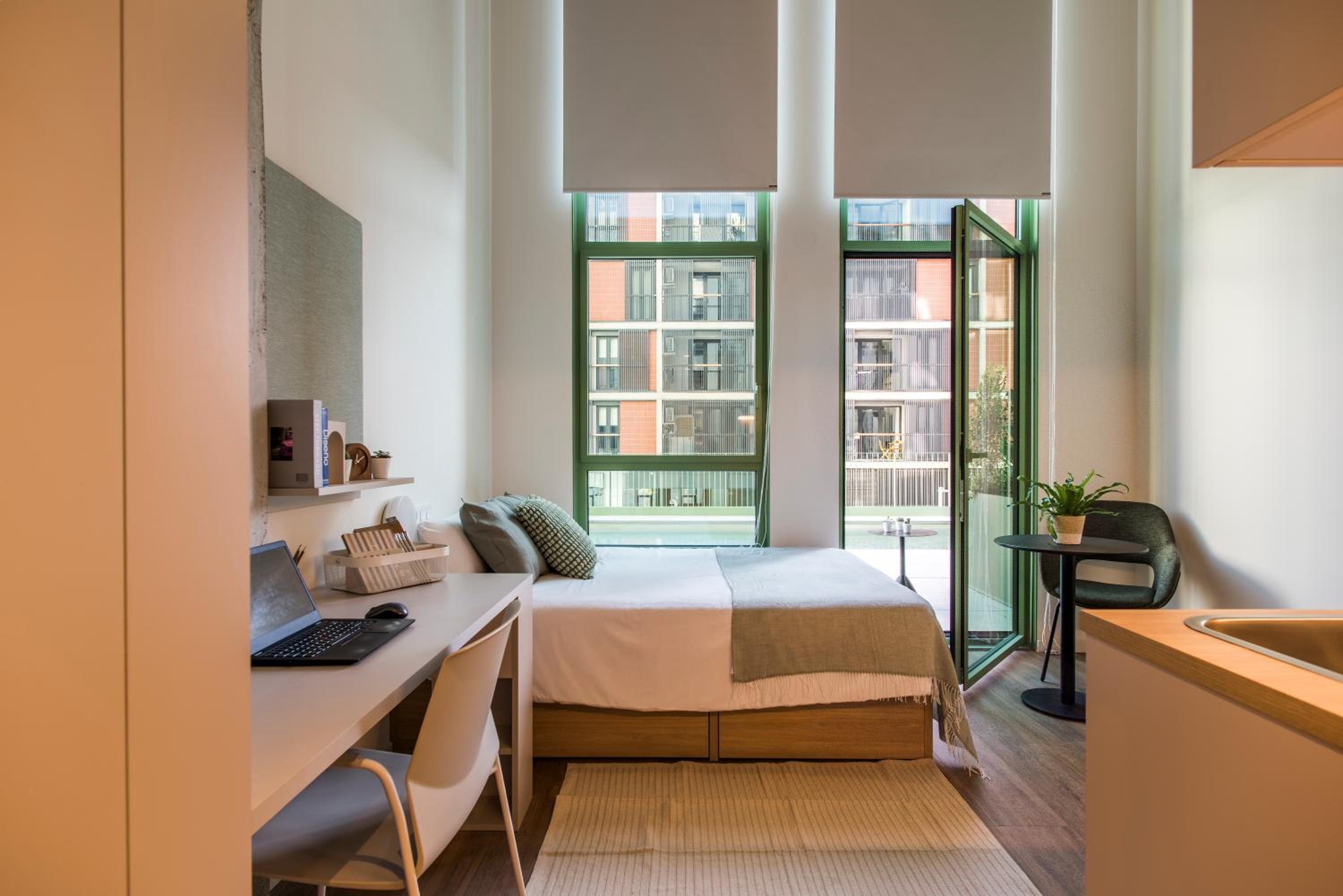 aparto Cristóbal de Moura Hall of residence - ONLY FOR STUDENTS IN BARCELONA