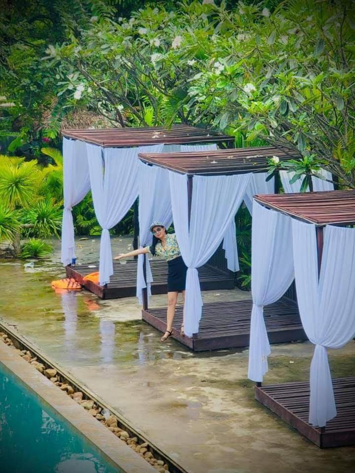 Chompey Resort