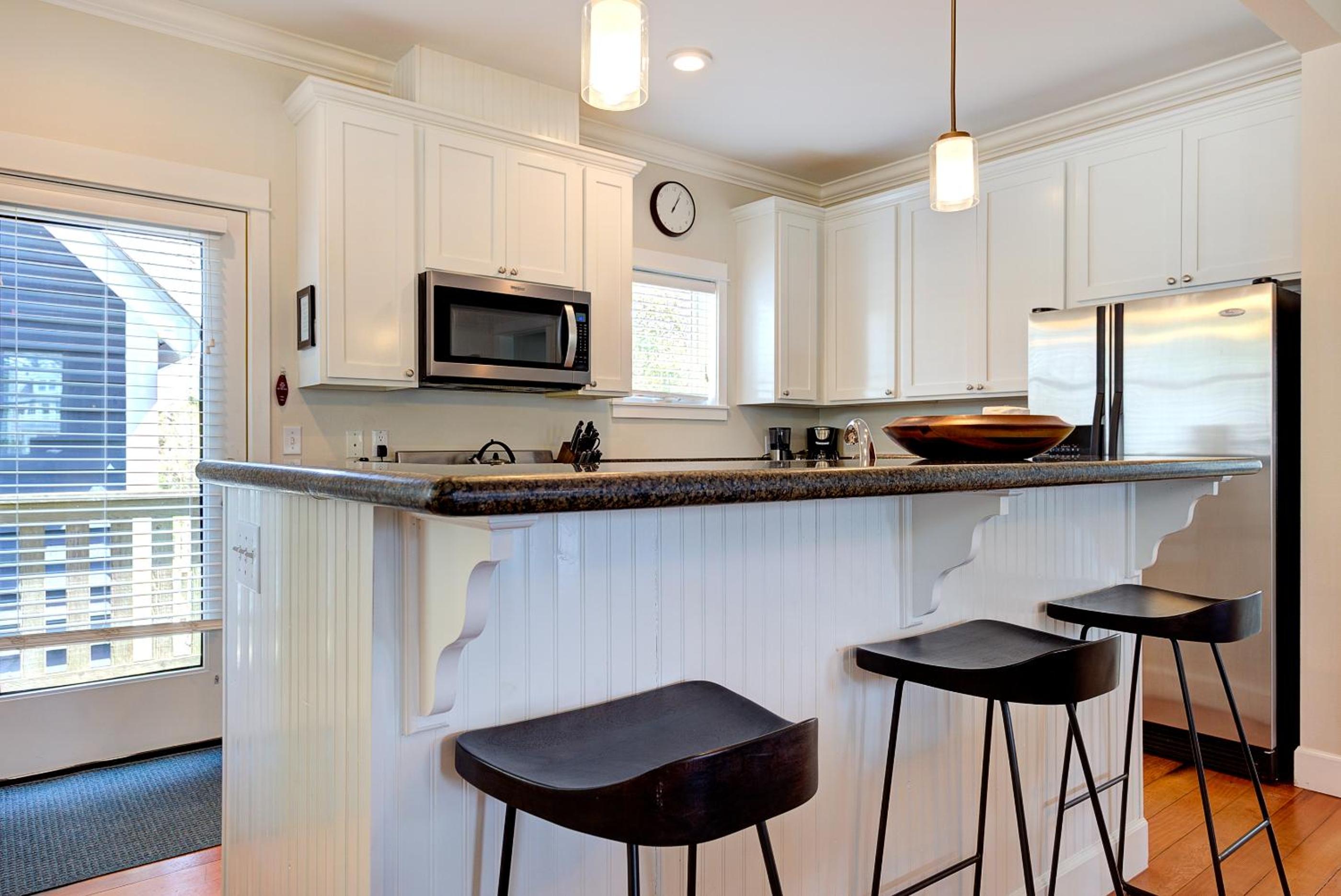 Our Family Beach House by Seabrook Hospitality view 4