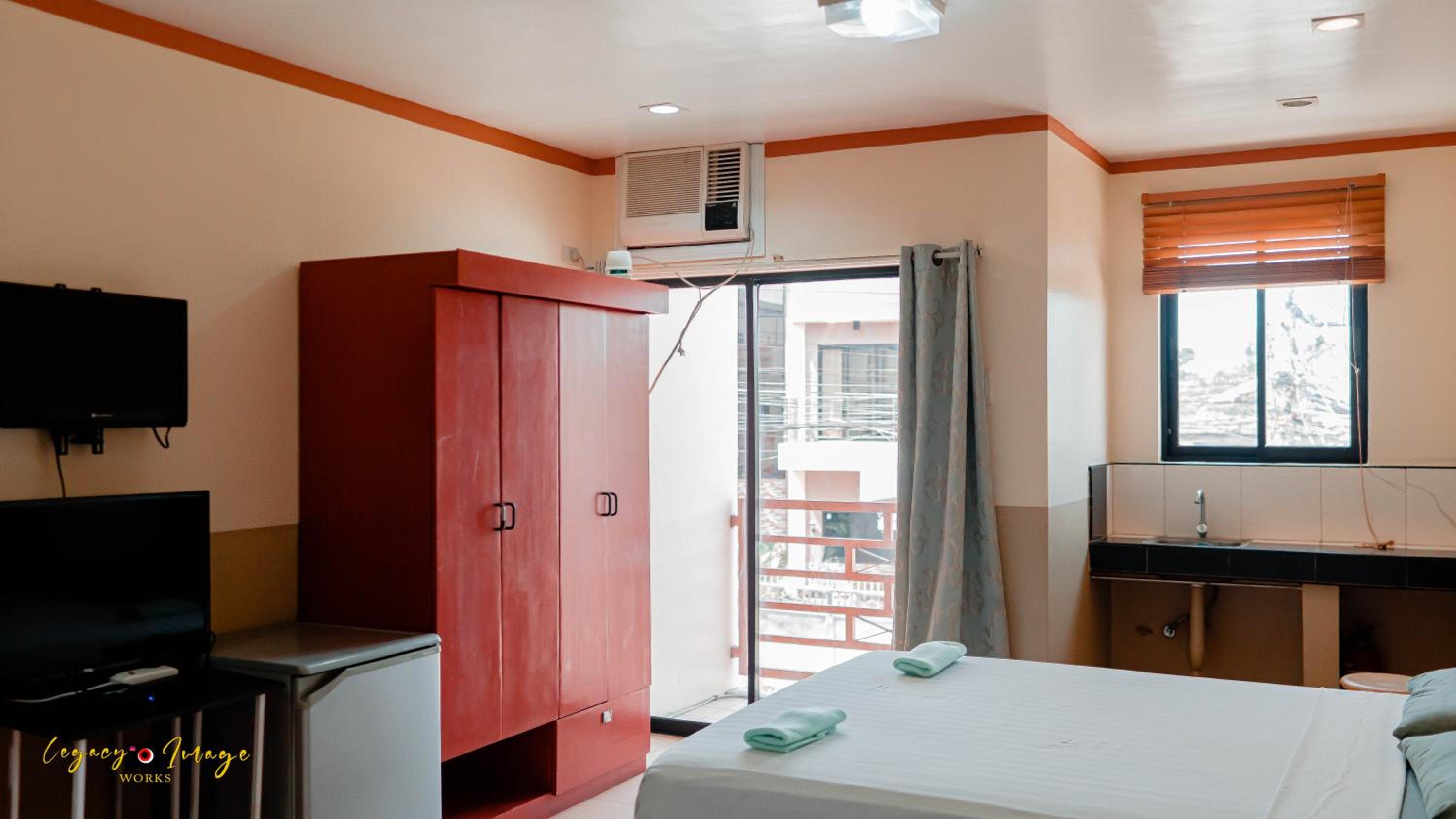 Imperial Ridge Pension House - Property Image 12