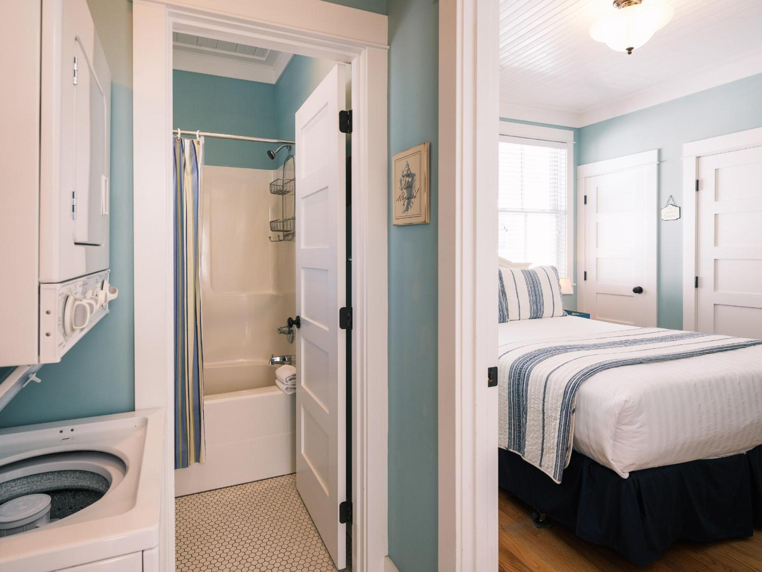 Periwinkle Cottage by Seabrook Hospitality