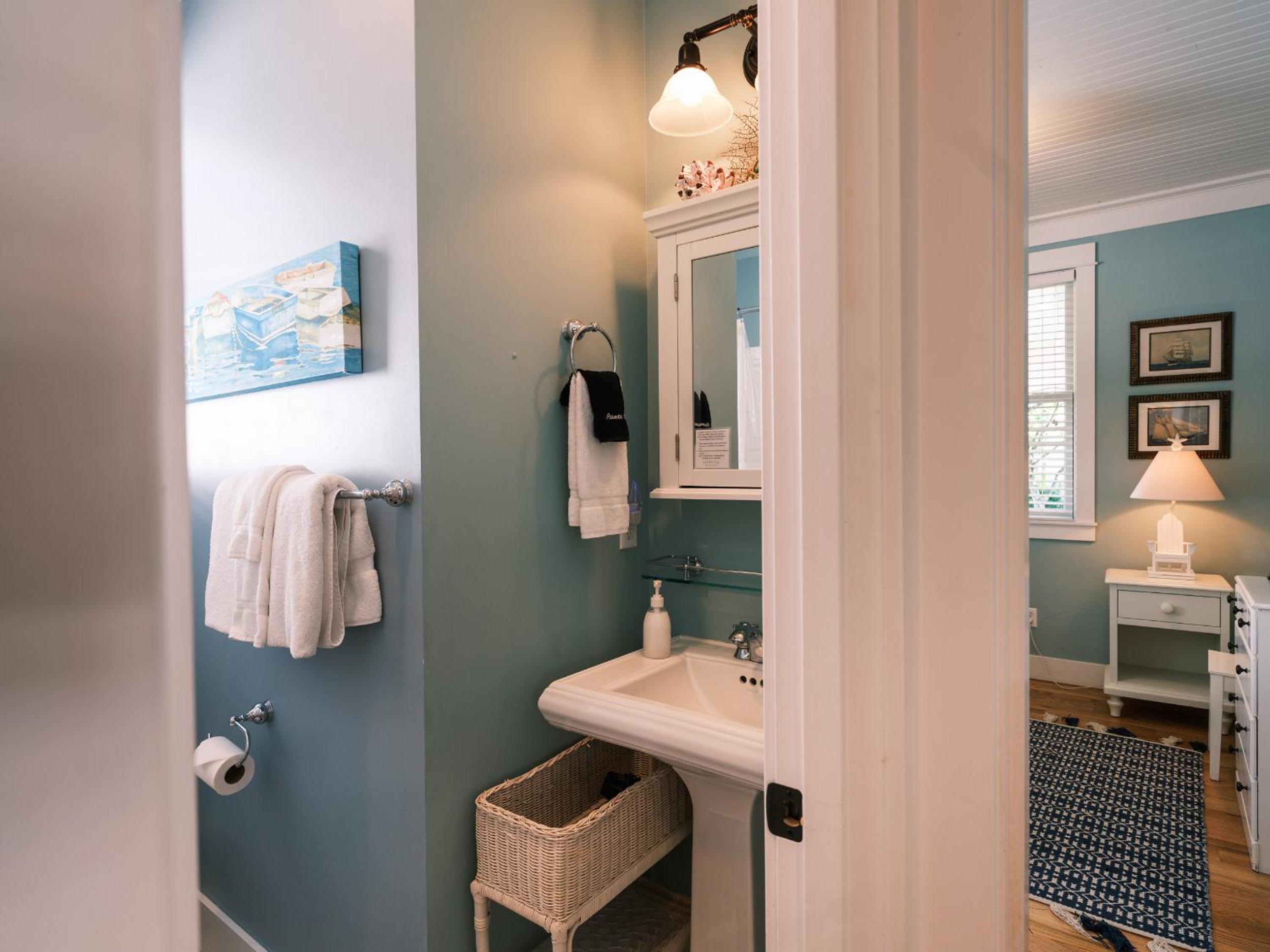 Periwinkle Cottage by Seabrook Hospitality