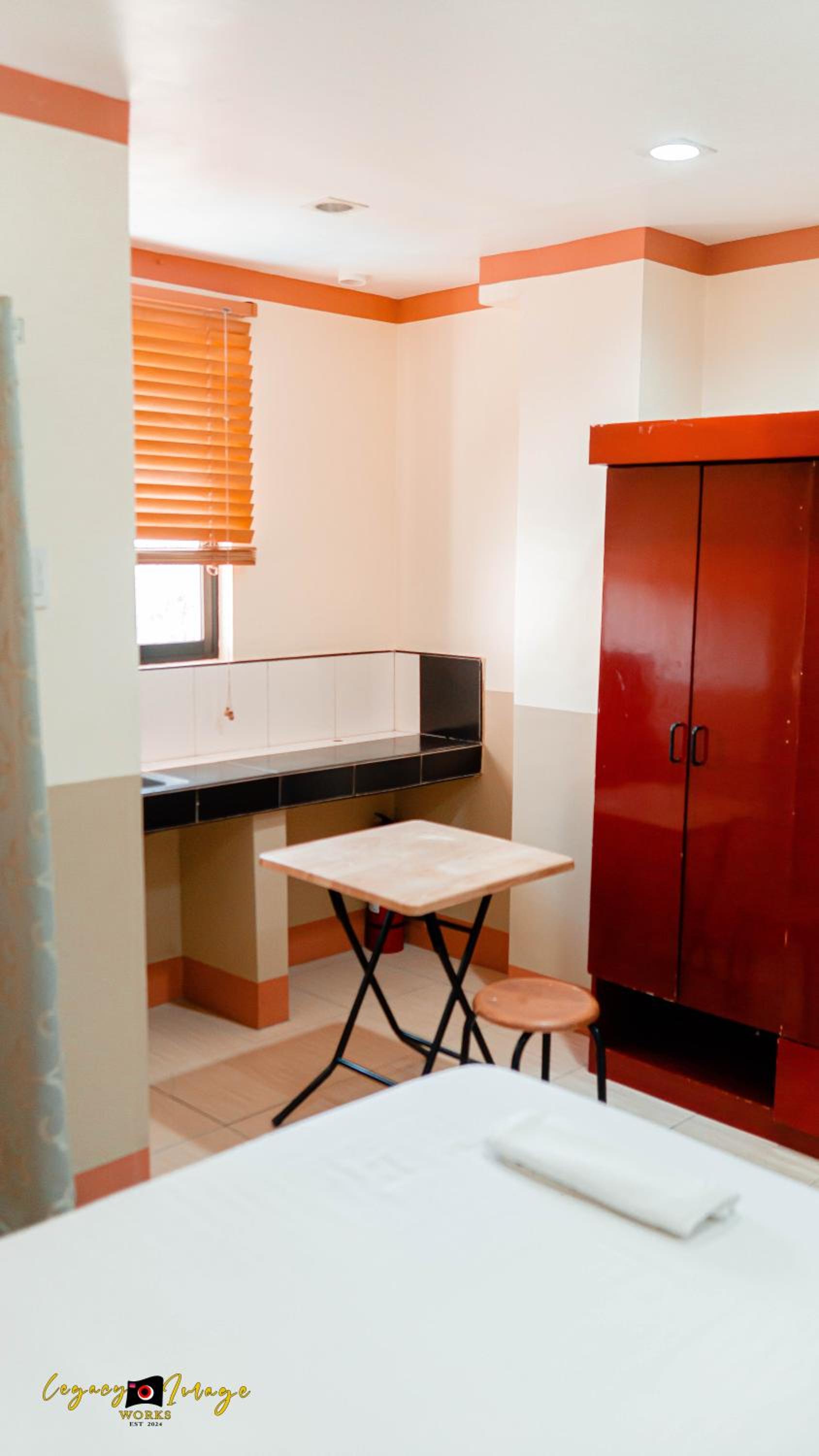 Imperial Ridge Pension House - Property Image 5