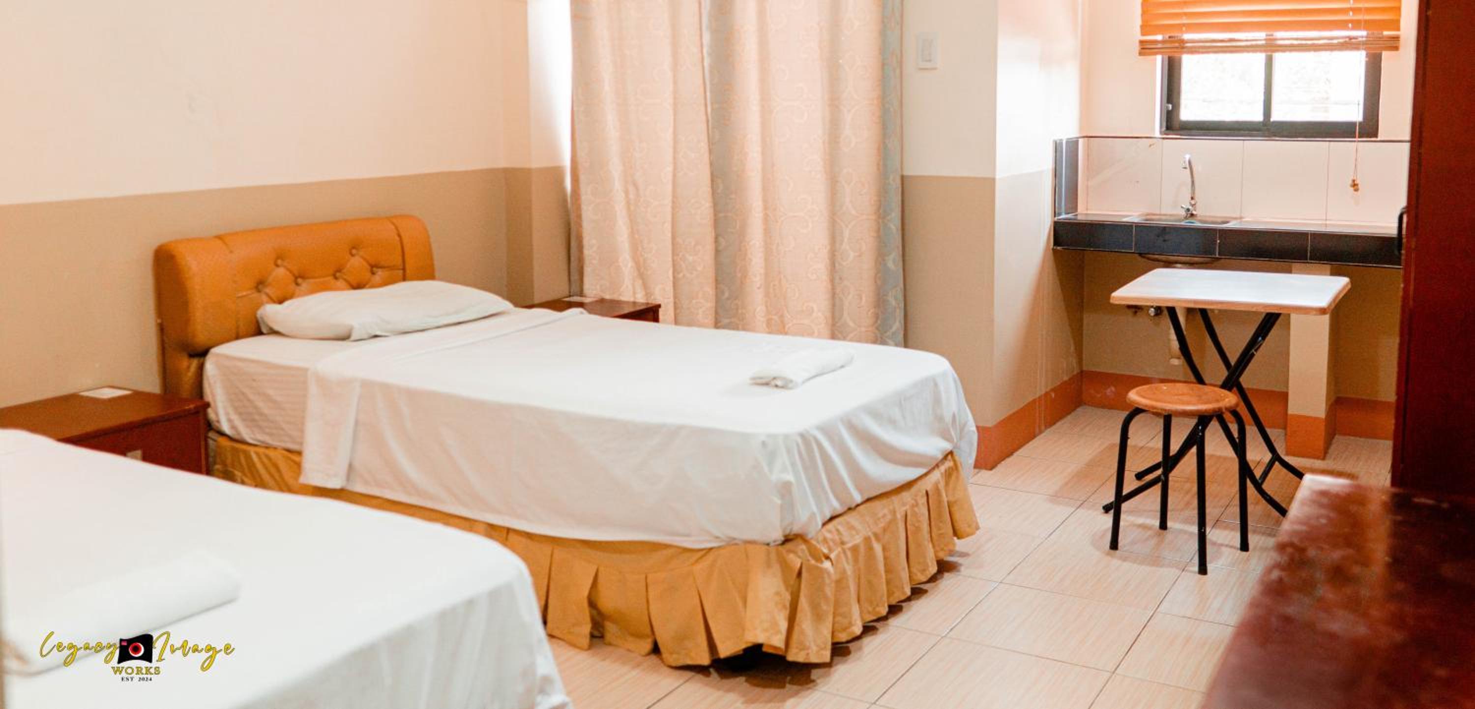 Imperial Ridge Pension House - Property Image 6