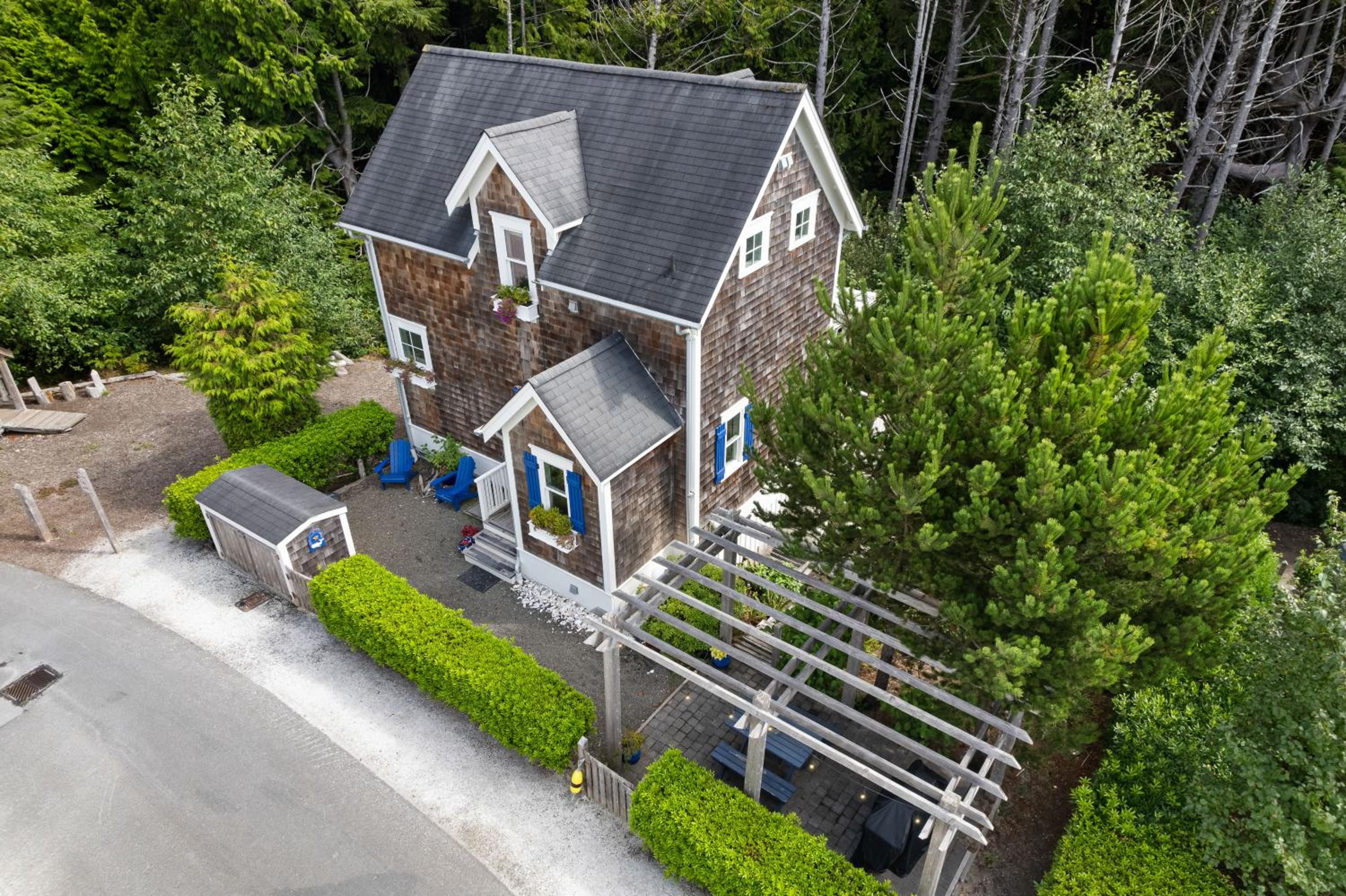 Whale Hello There by Seabrook Hospitality view 3