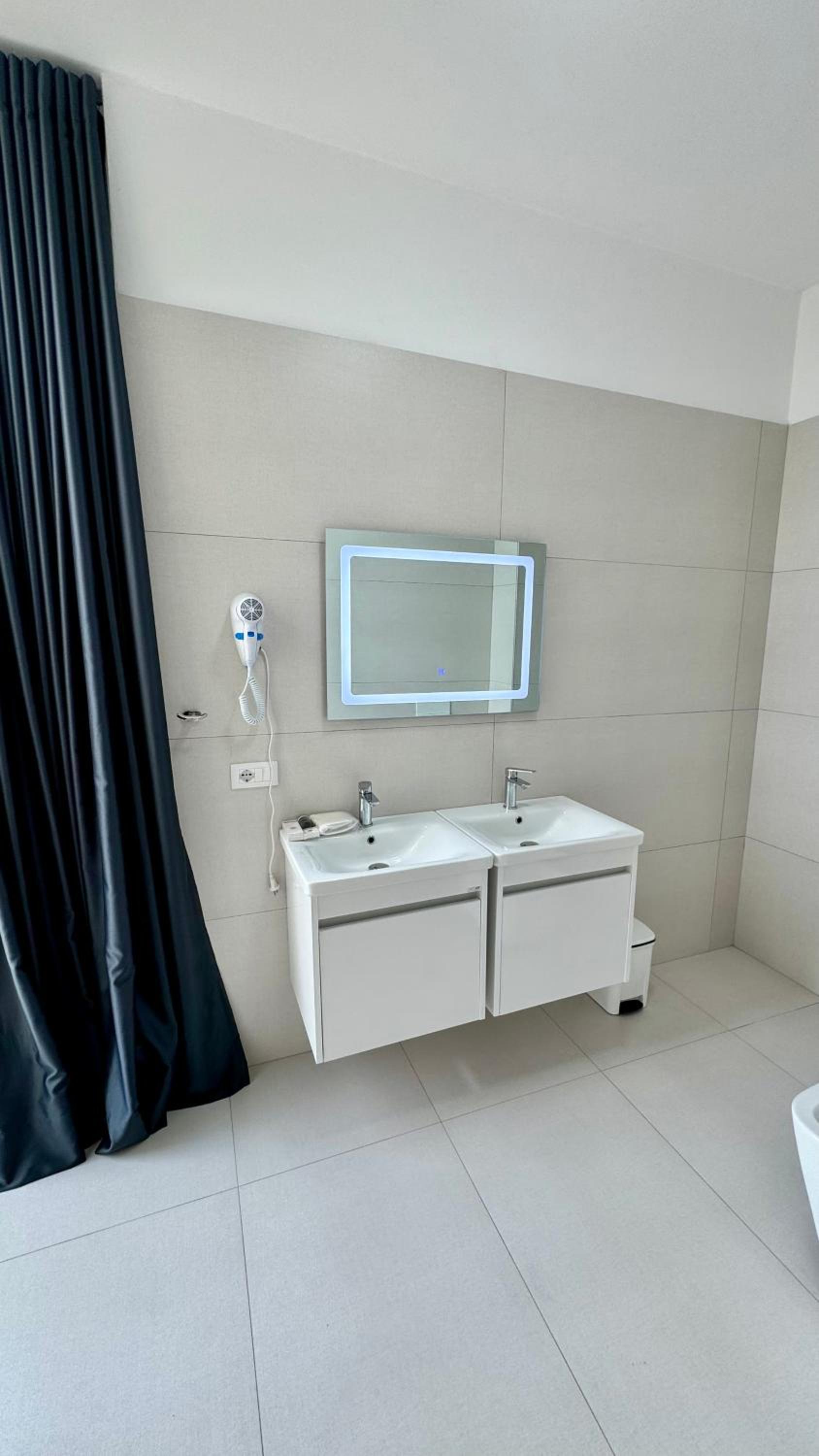 London Villa Olea Residence Drimades