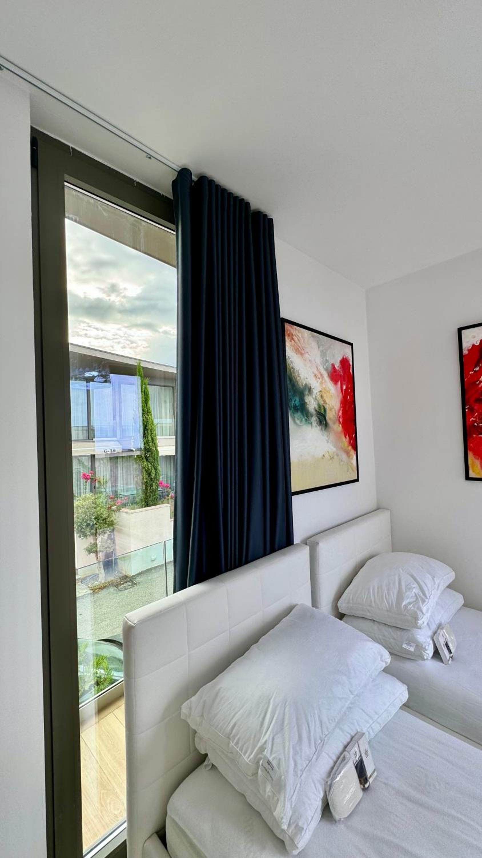 London Villa Olea Residence Drimades