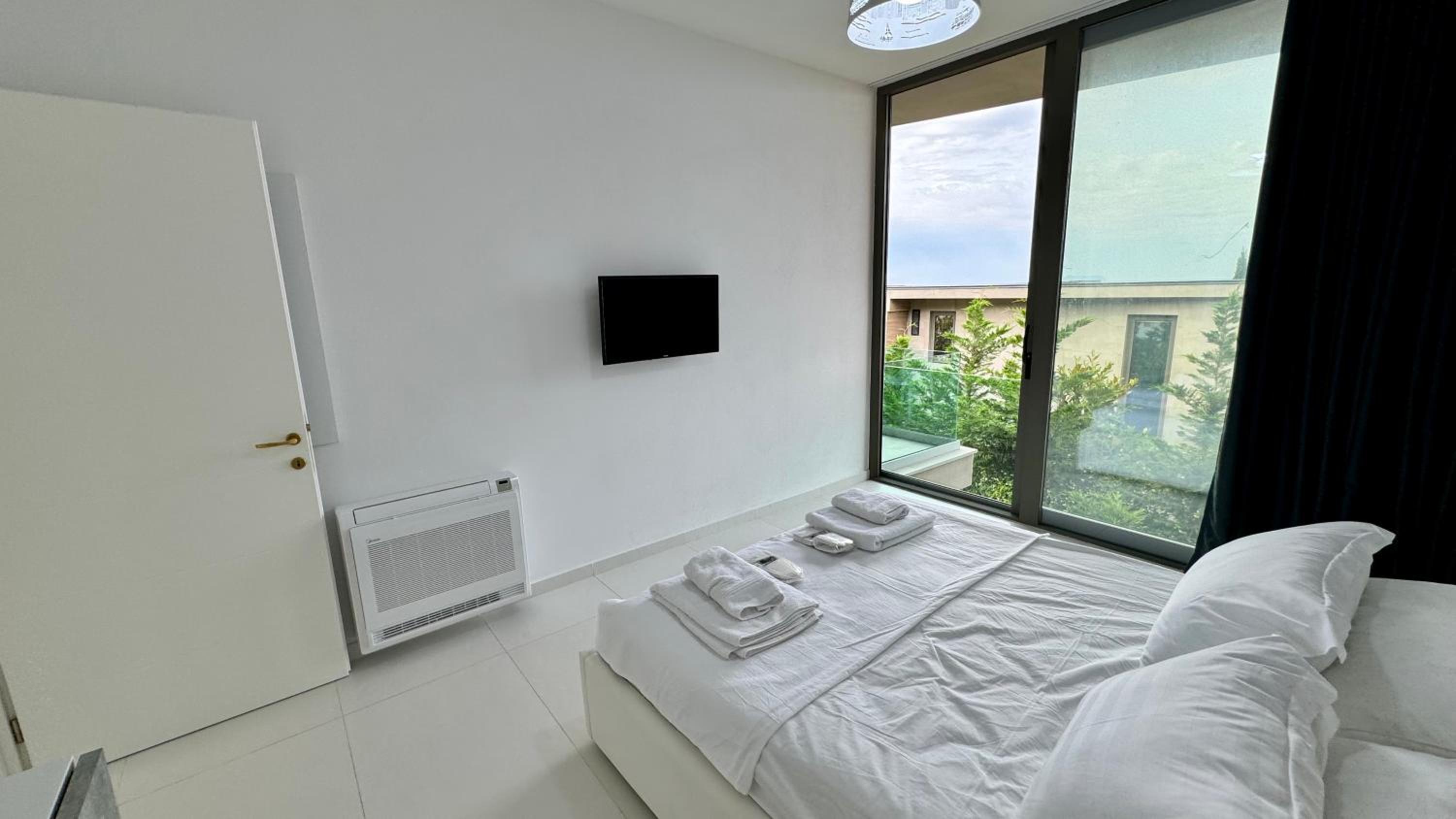 London Villa Olea Residence Drimades