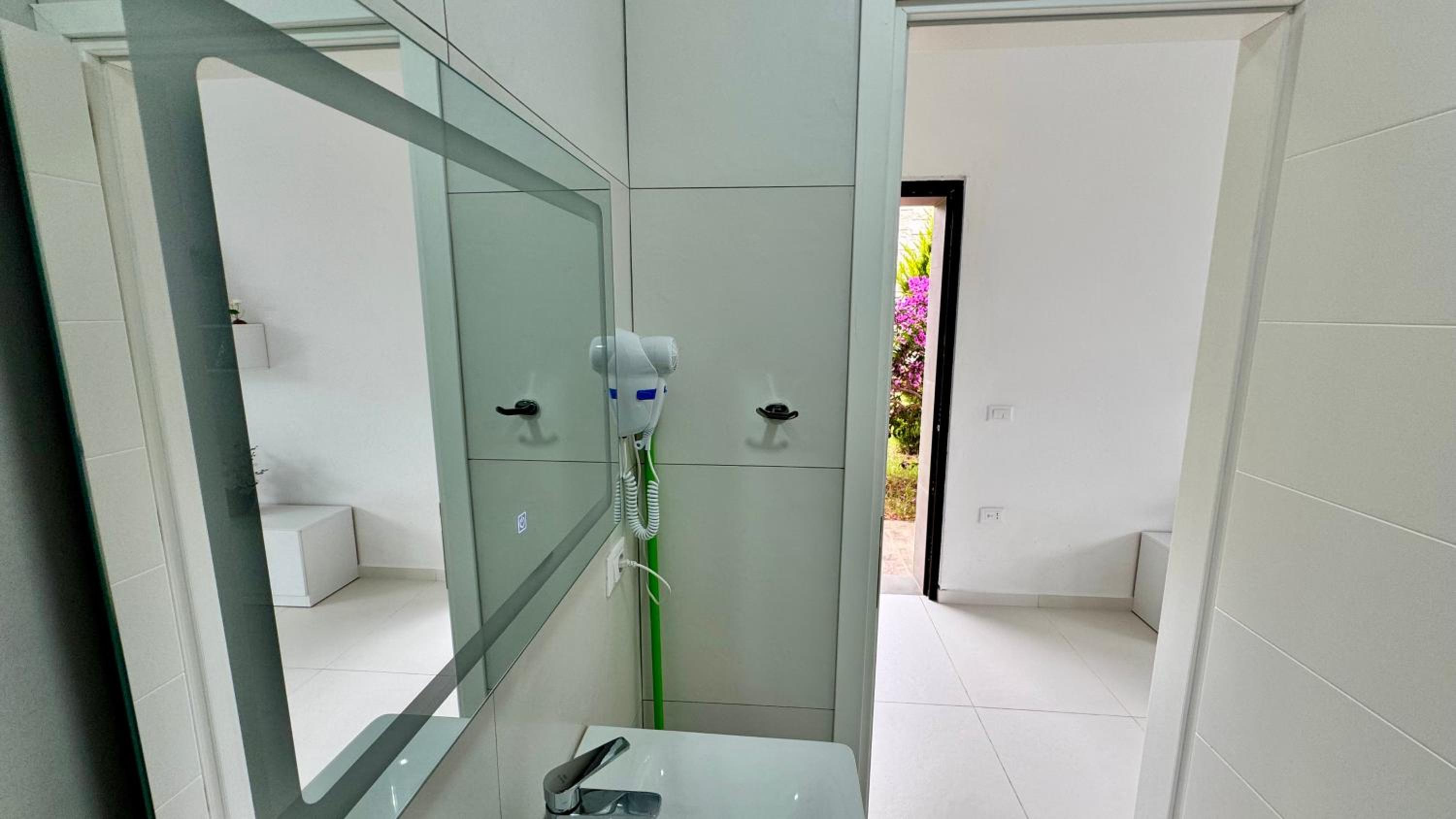 London Villa Olea Residence Drimades