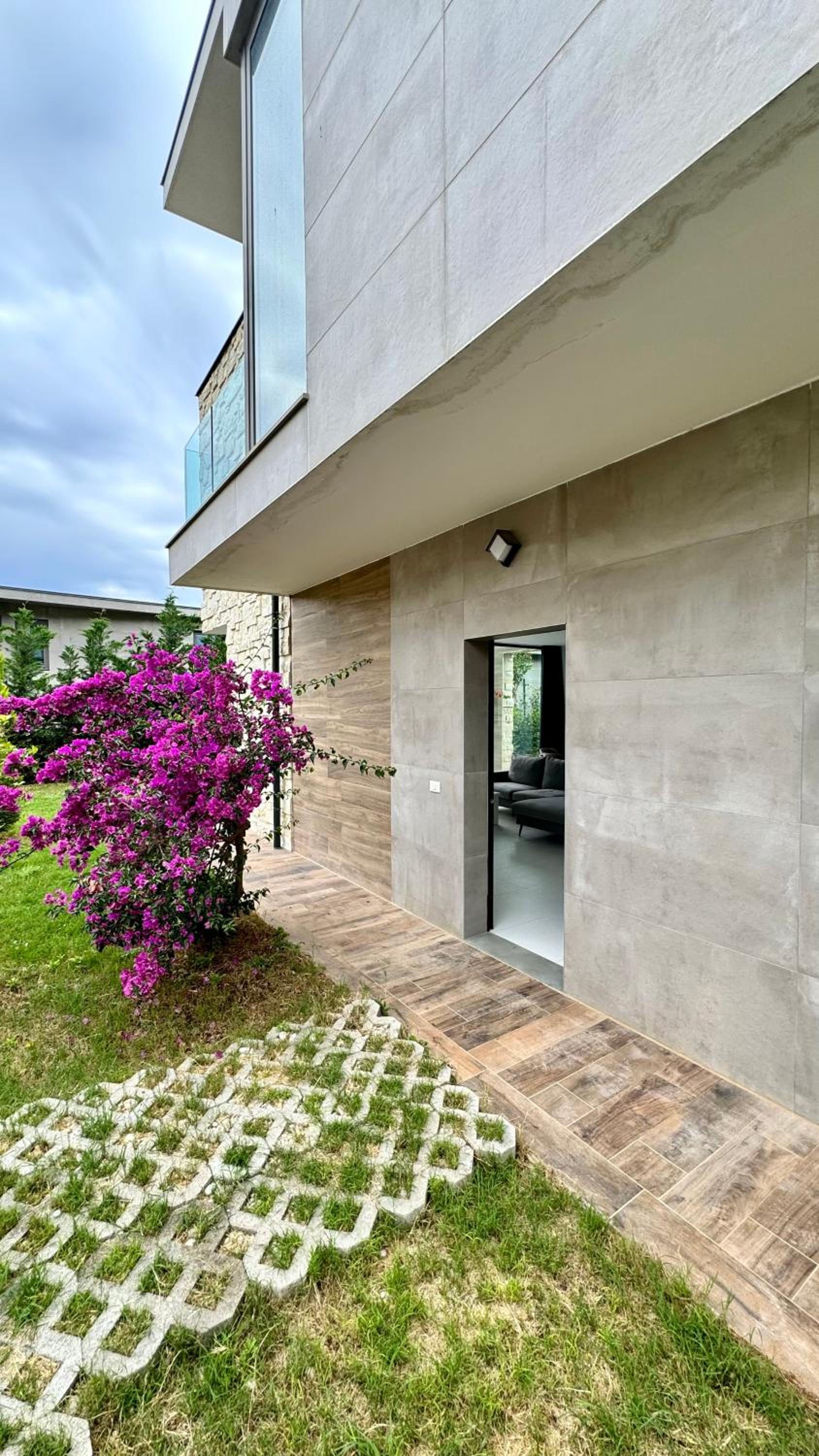London Villa Olea Residence Drimades