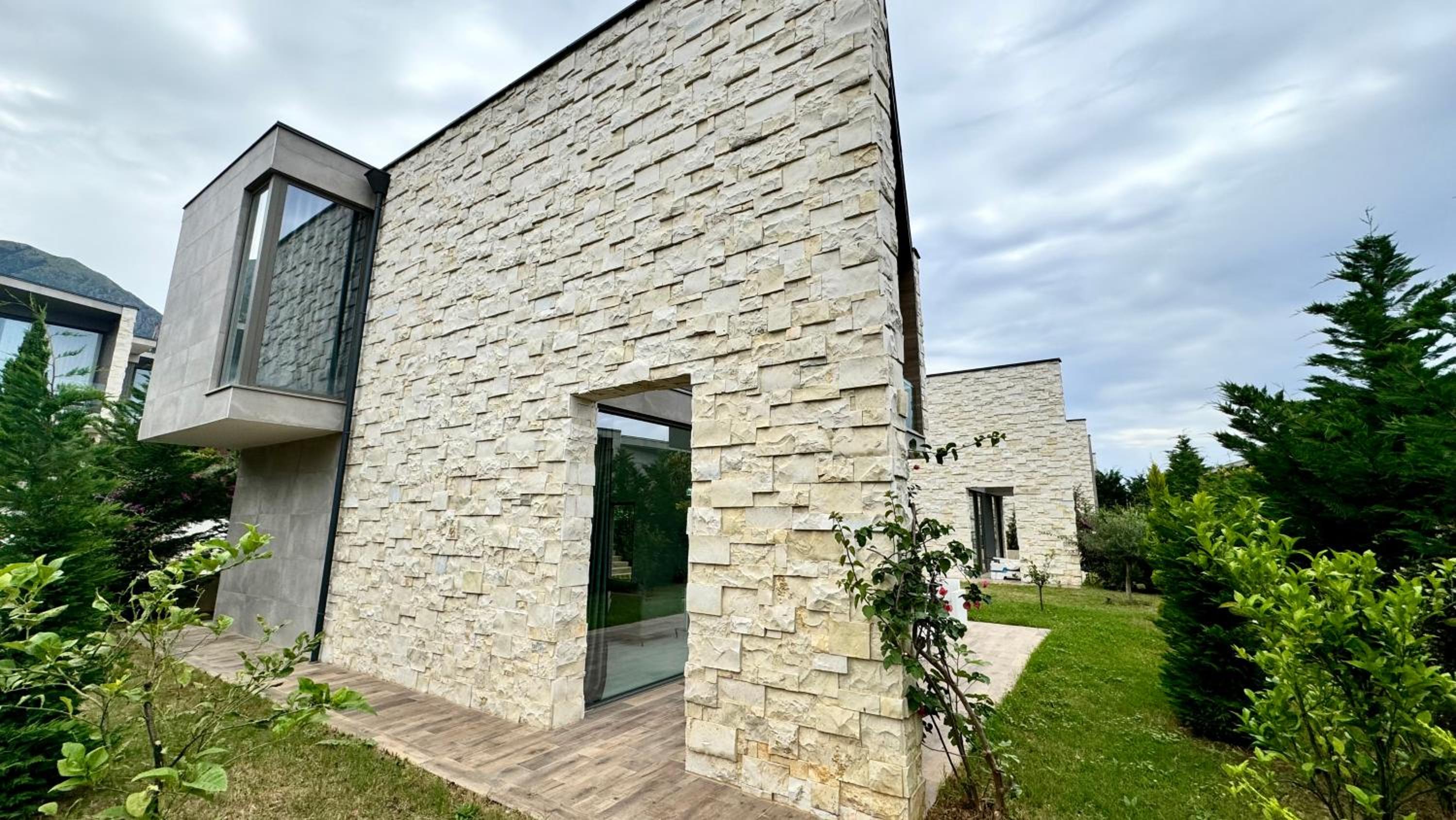 London Villa Olea Residence Drimades
