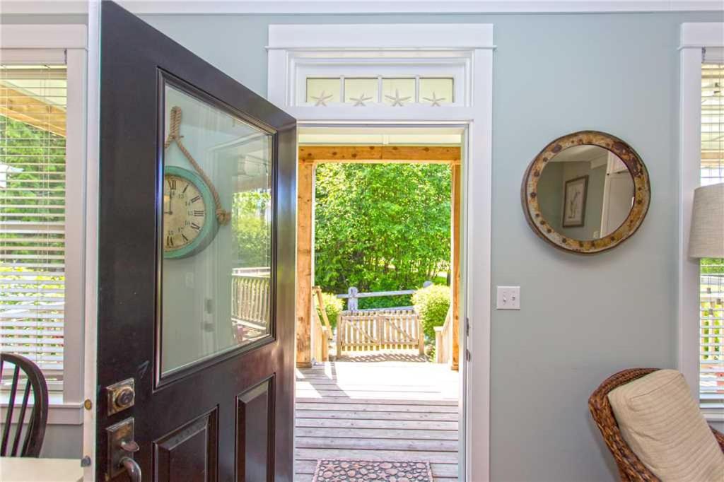 The Deckhouse by Seabrook Hospitality view 5