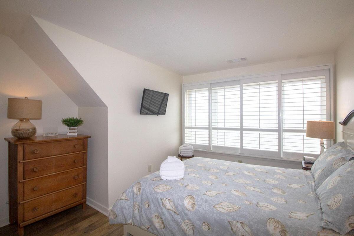 630 New Haven - Dolphin Pointe