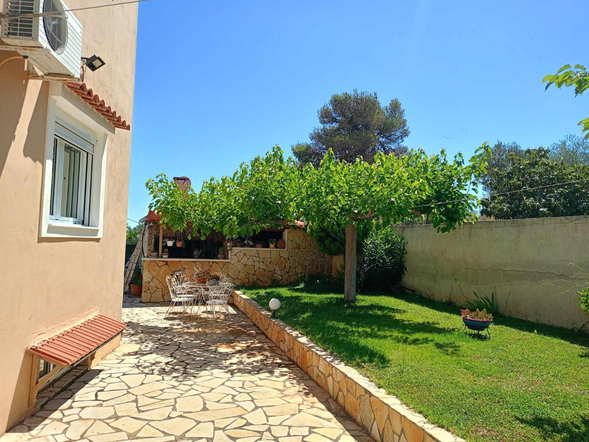 Jack's Home Maisonette view 2