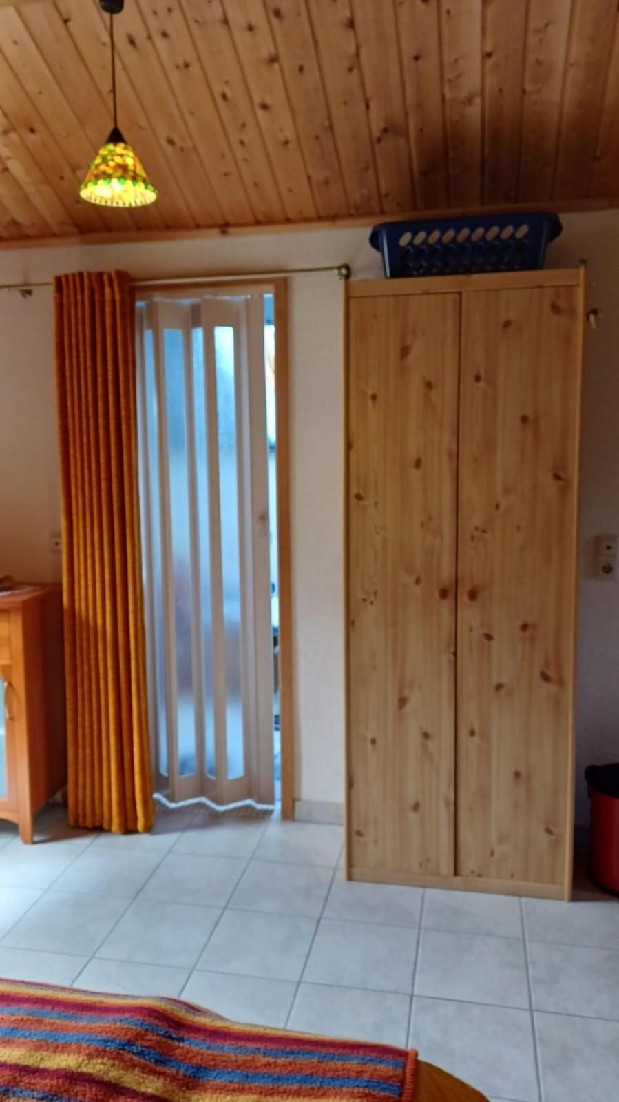 1-Zimmer-Studio am Waldrand
