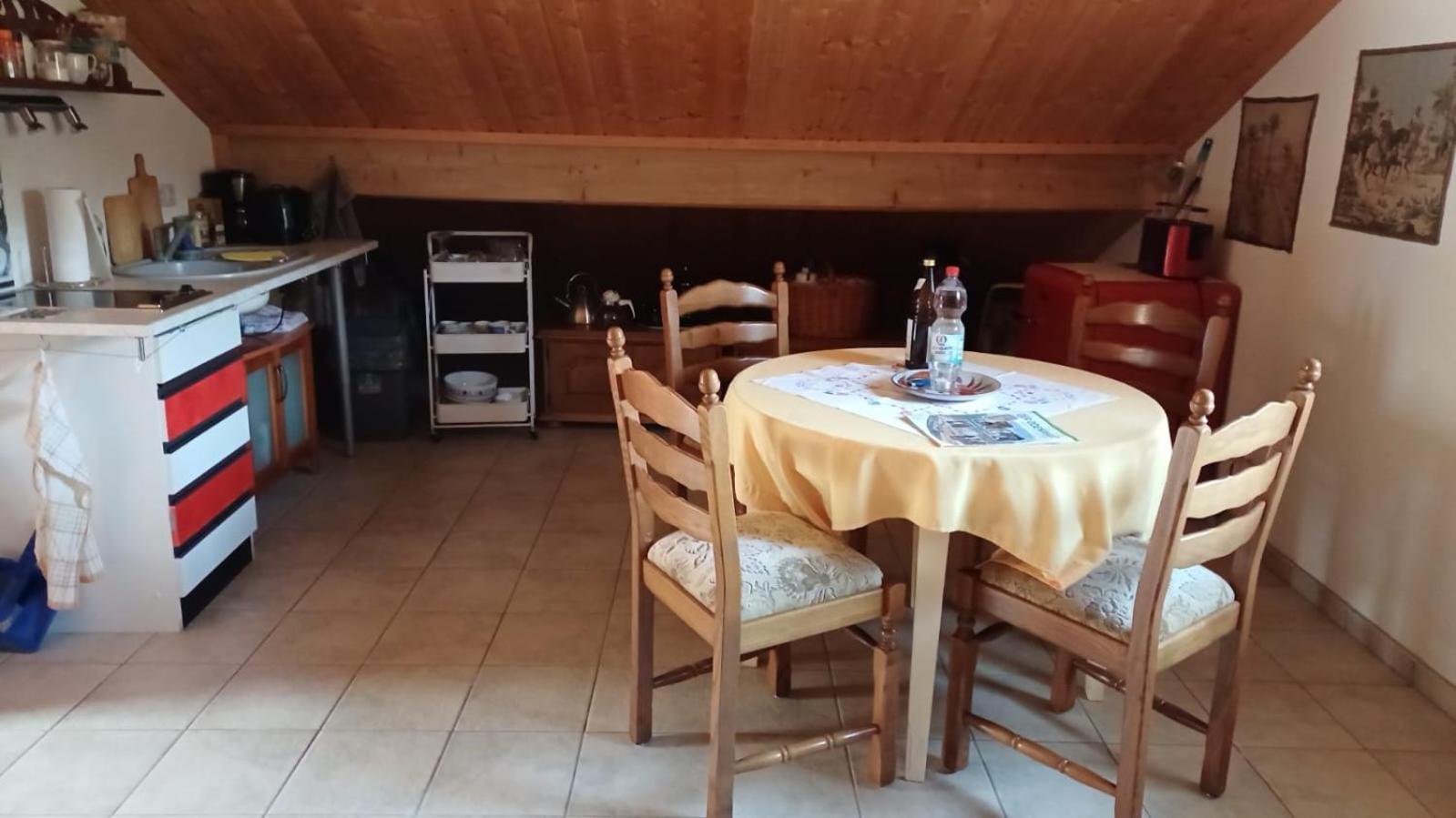 1-Zimmer-Studio am Waldrand
