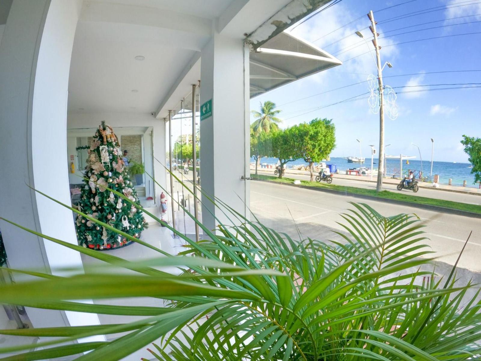 posada los almendros frente a la bahia san andres islas
