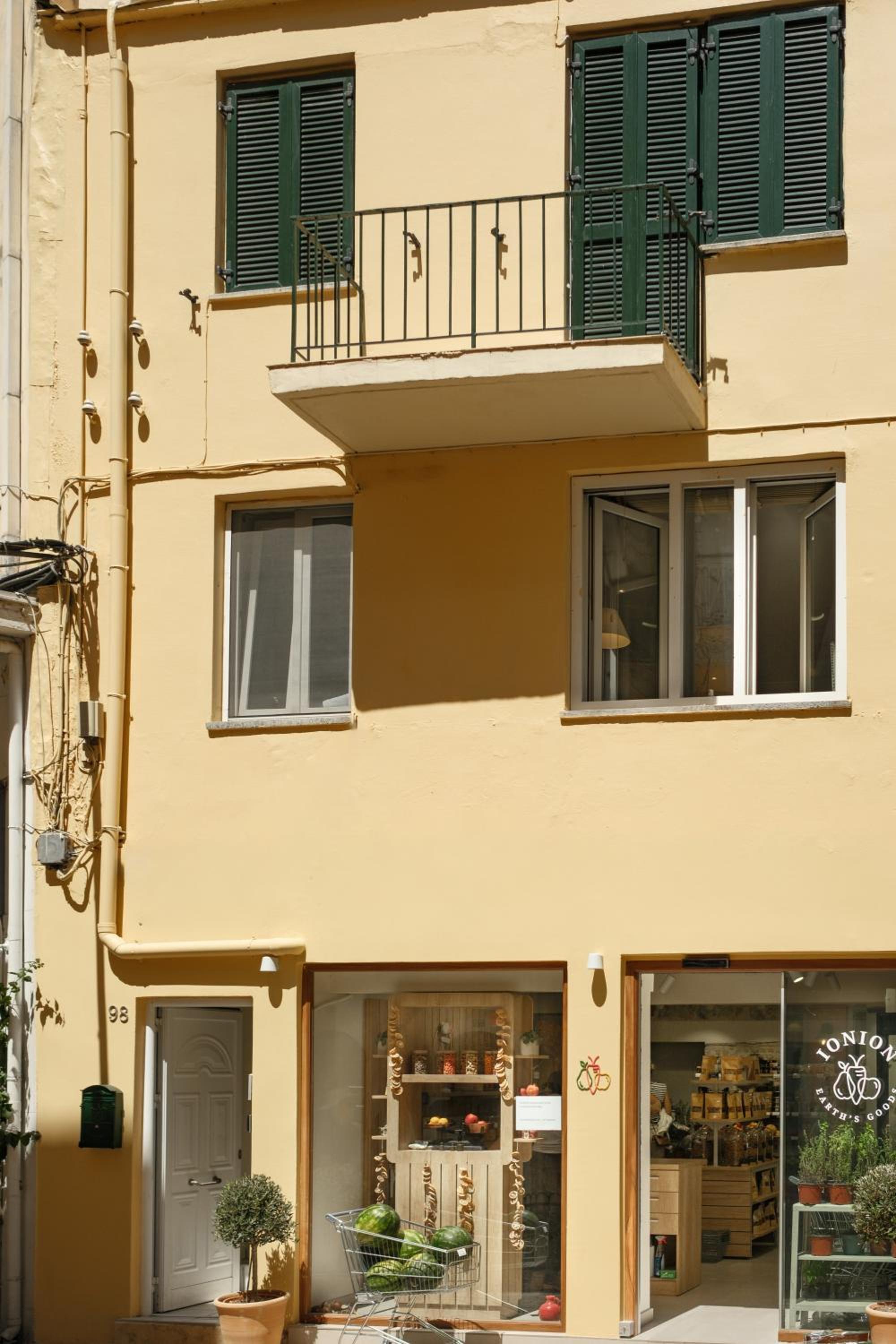 Photo 38