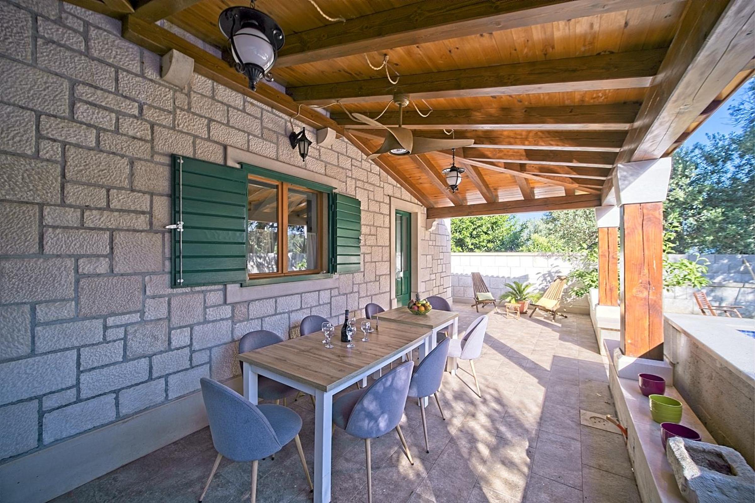 Vacation house Bepa with swimming pool view 2