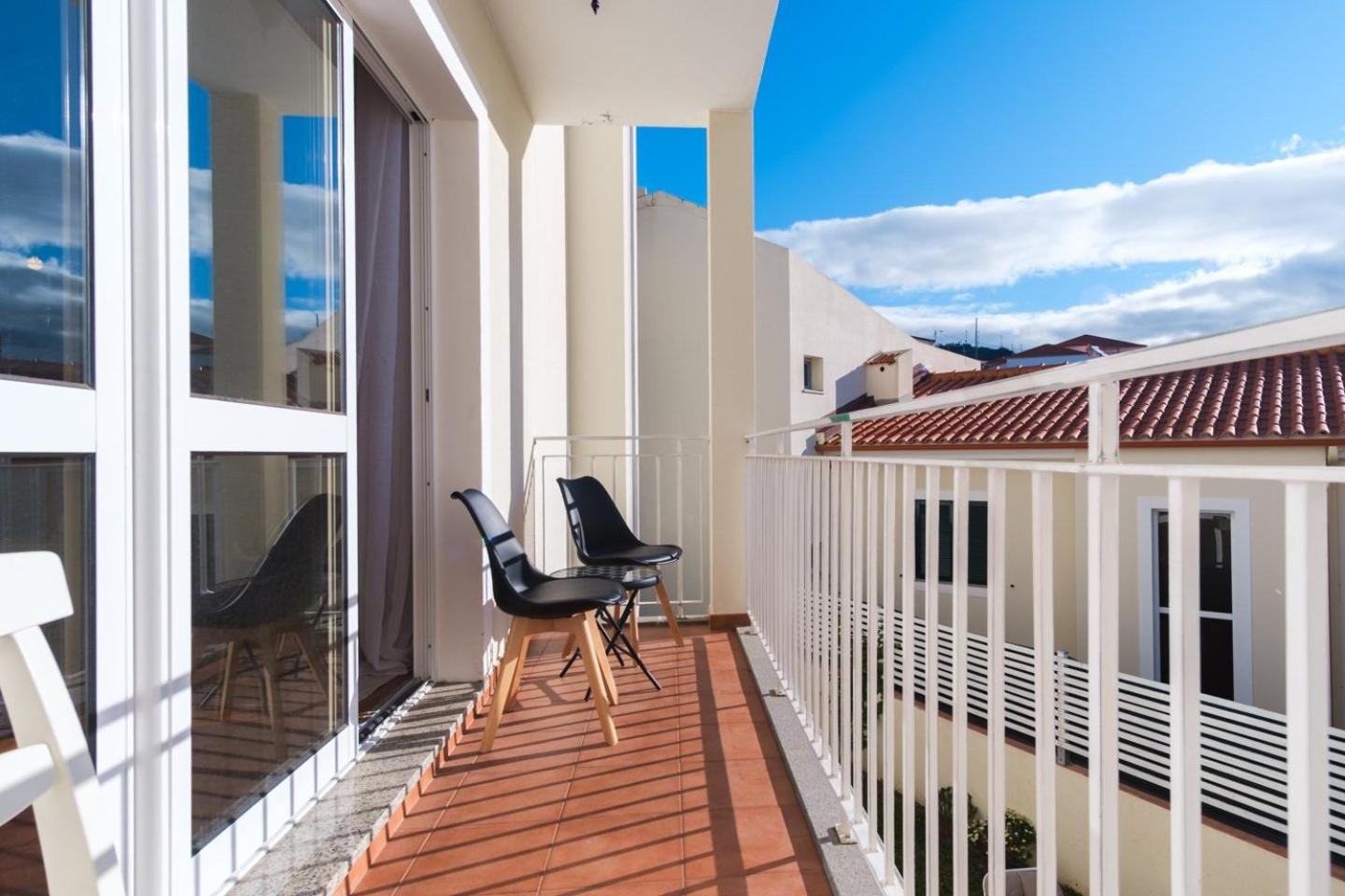 GuestReady - Paradise home in Caniço view 3